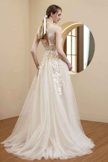 A-Line Sweep-Brush Train Chiffon Wedding Dress CW2982 - COCOMELODY