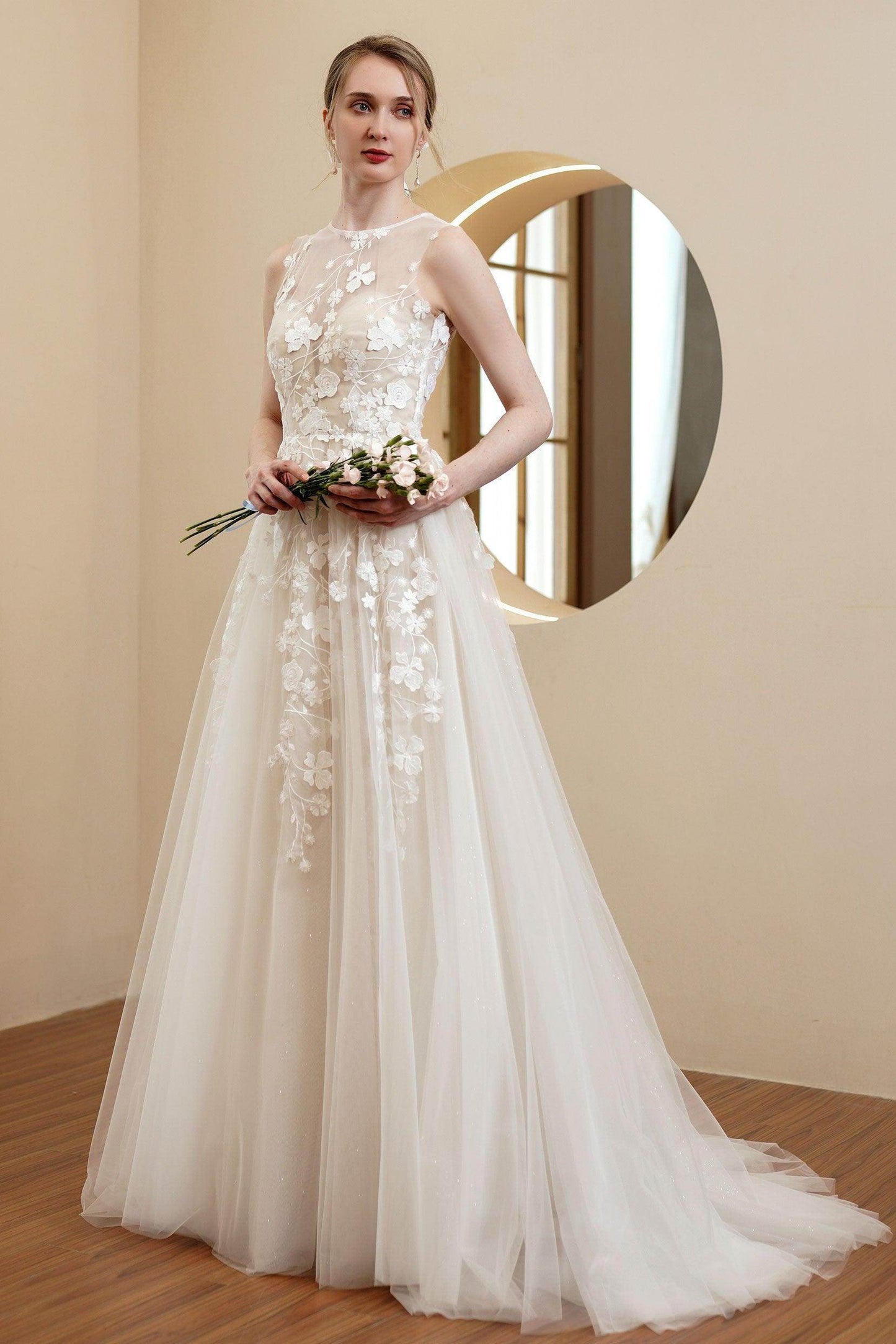 A-Line Sweep-Brush Train Chiffon Wedding Dress CW2982 - COCOMELODY