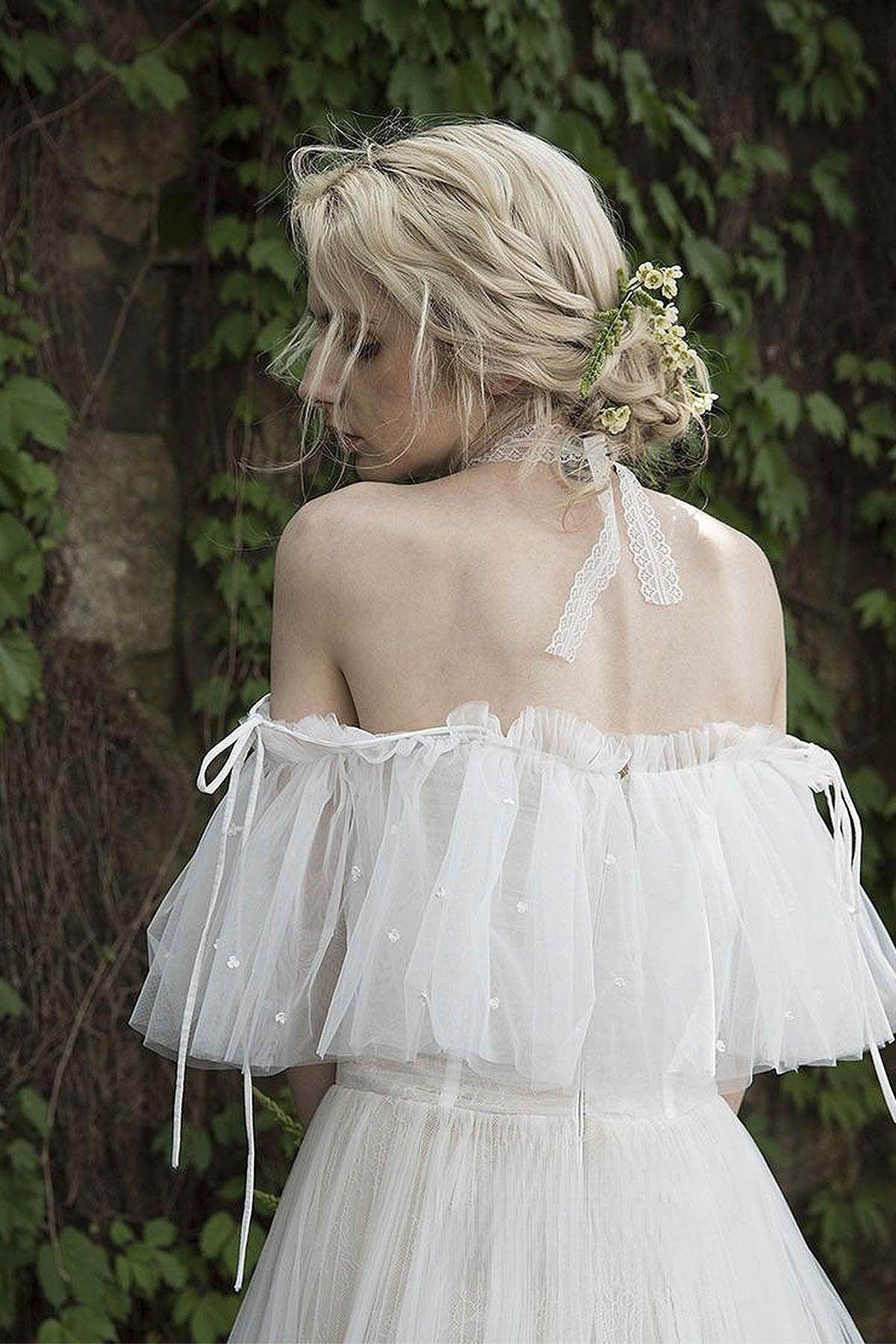 A-Line Sweep-Brush Train Tulle Wedding Dress CW3015 - COCOMELODY