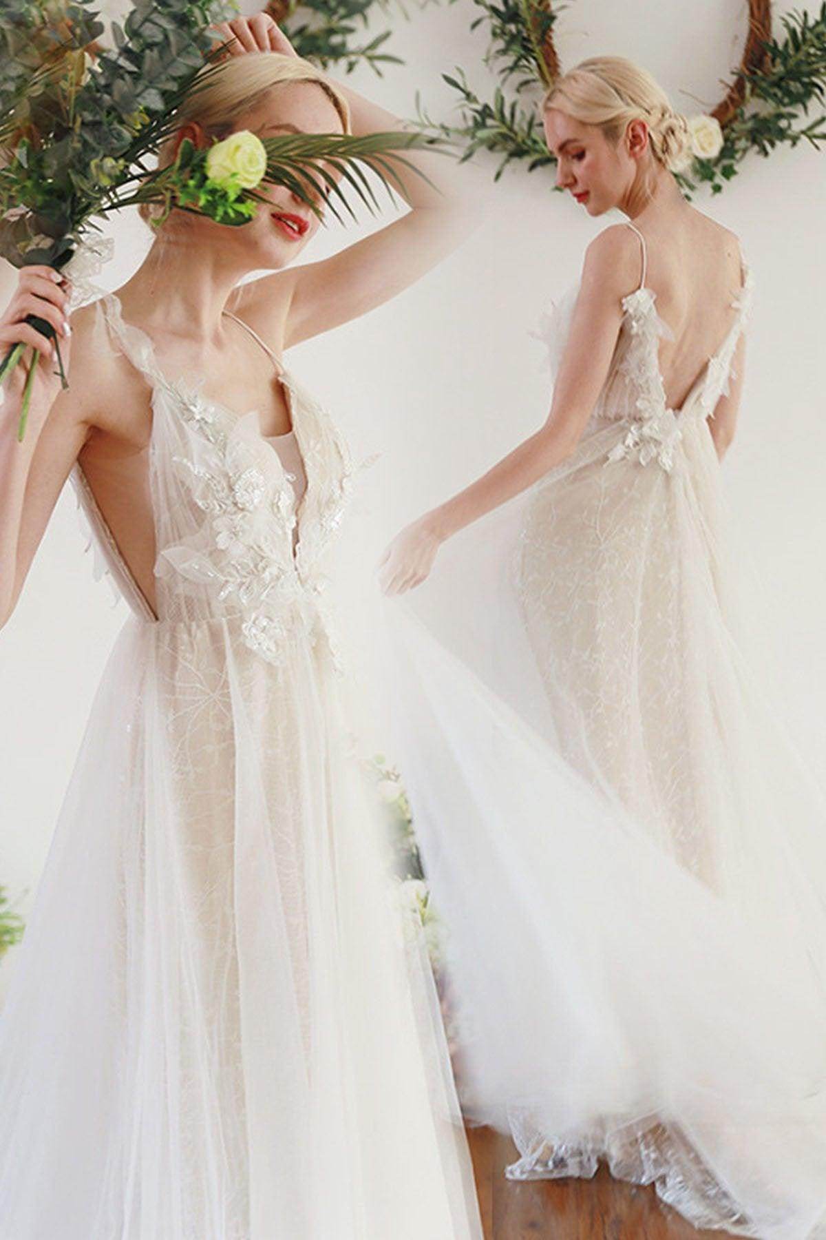 A-Line Sweep-Brush Train Lace Tulle Wedding Dress CW3046 - COCOMELODY