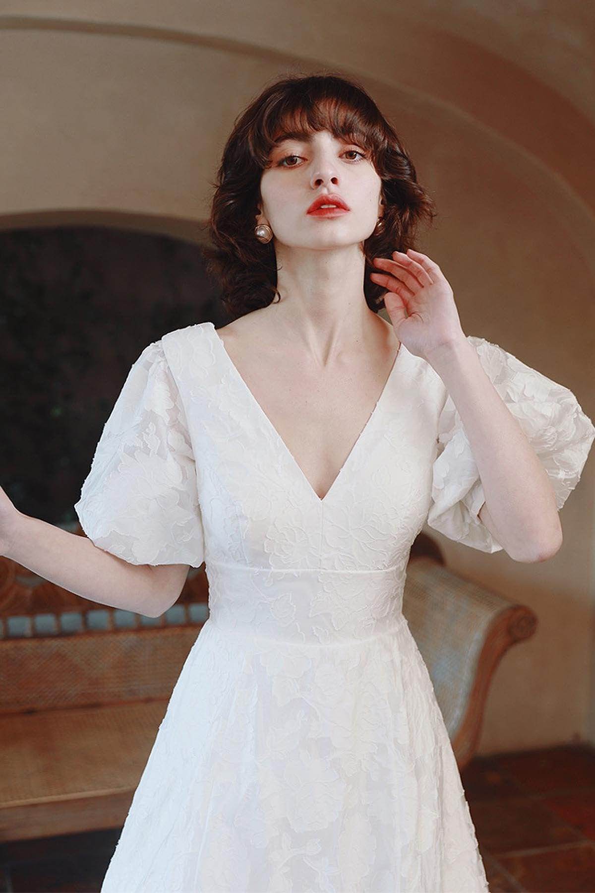 A-Line Sweep-Brush Train Printed Gauze Wedding Dress CW3069 - COCOMELODY