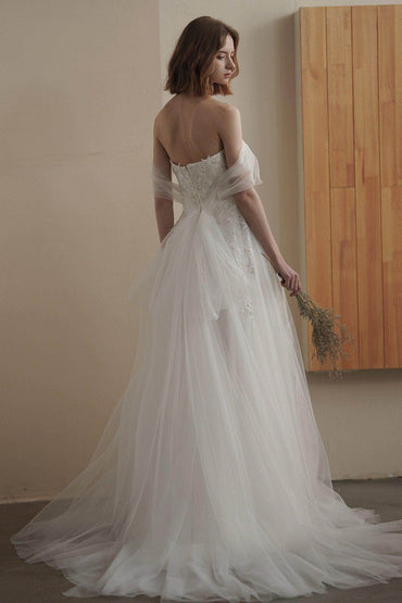 A-Line Sweep-Brush Train Lace Tulle Wedding Dress CW3083 - COCOMELODY