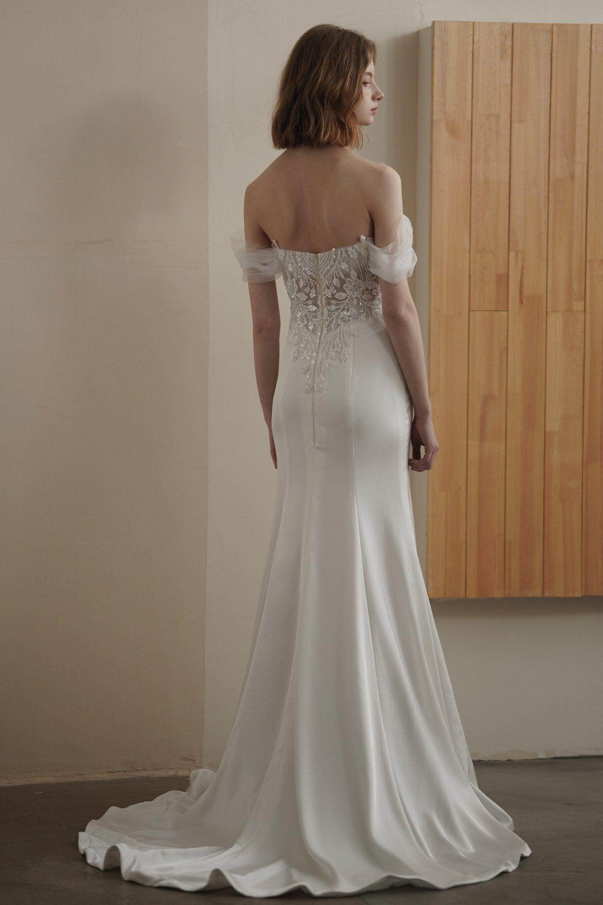 Trumpet-Mermaid Court Train Satin Wedding Dress CW3091 - COCOMELODY