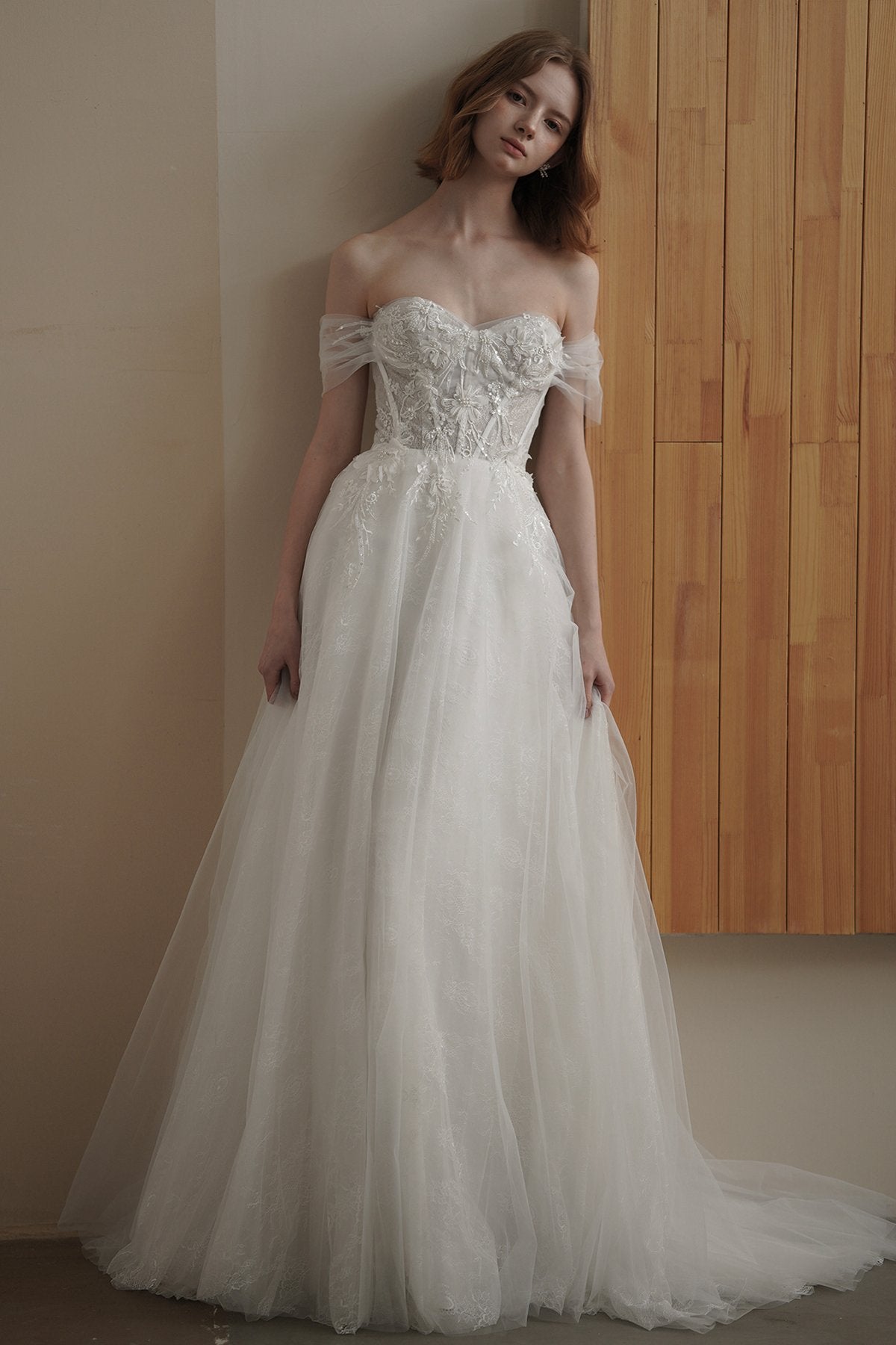 A-Line Sweep-Brush Train Lace Tulle Wedding Dress CW3094