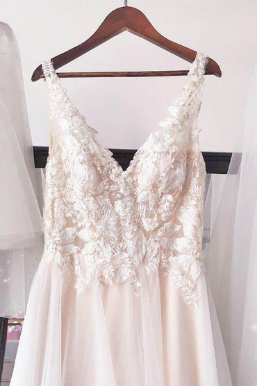 A-Line Sweep-Brush Train Lace Tulle Wedding Dress CW3108 - COCOMELODY