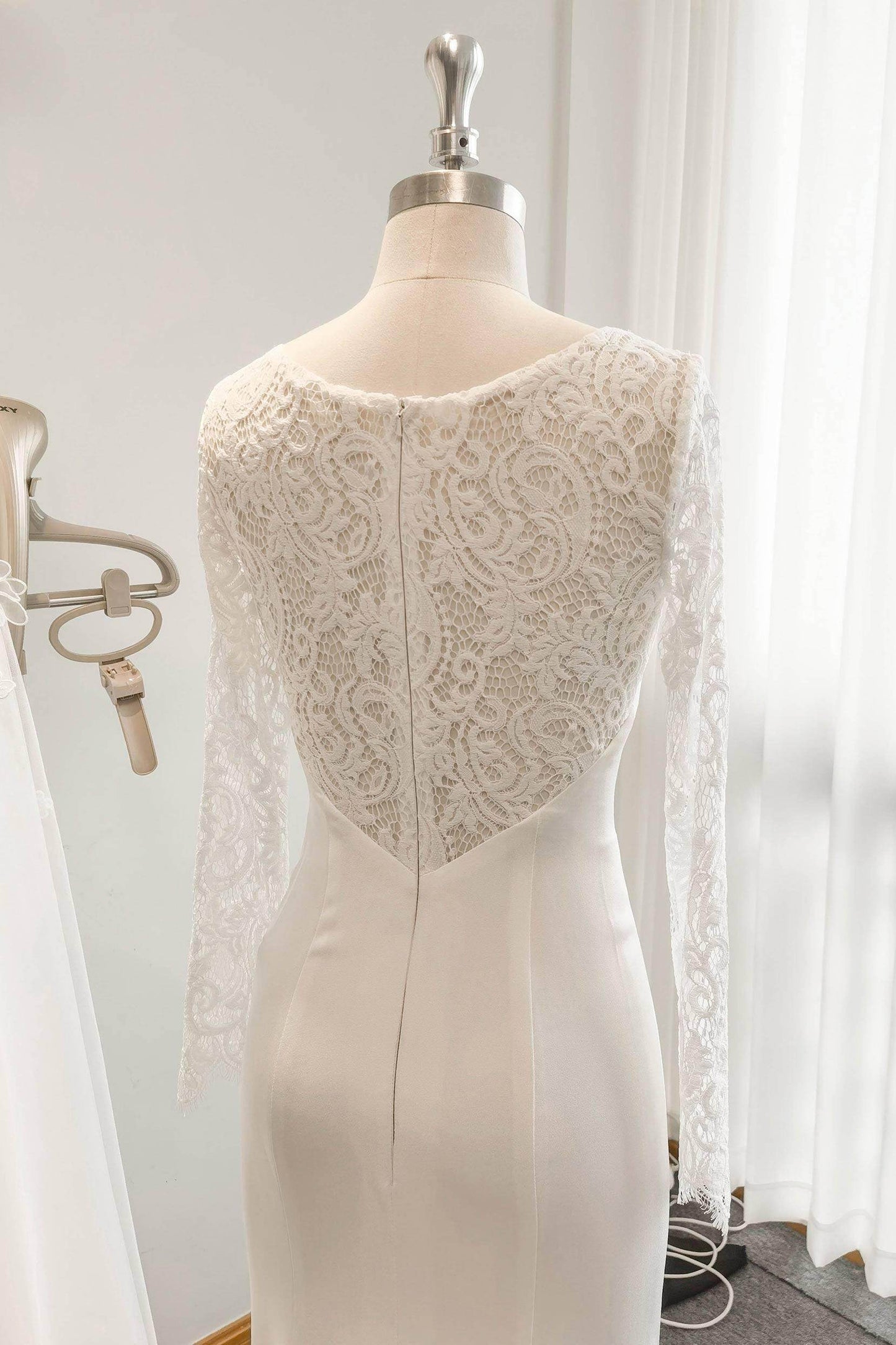 Trumpet Sweep-Brush Train Lace Satin Wedding Dress CW3110CR - COCOMELODY