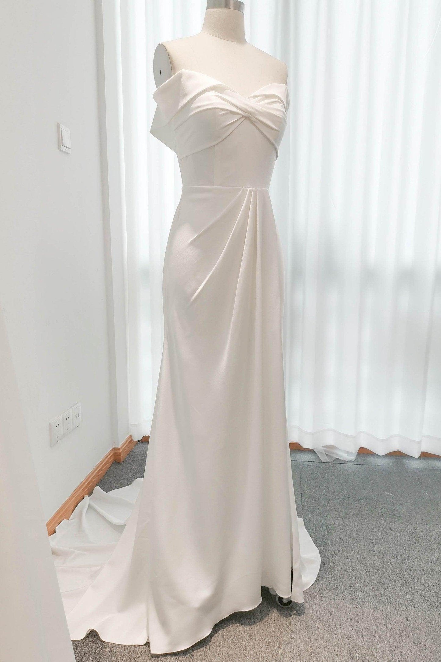 Sheath Sweep-Brush Train Satin Tulle Wedding Dress CW3111 - COCOMELODY