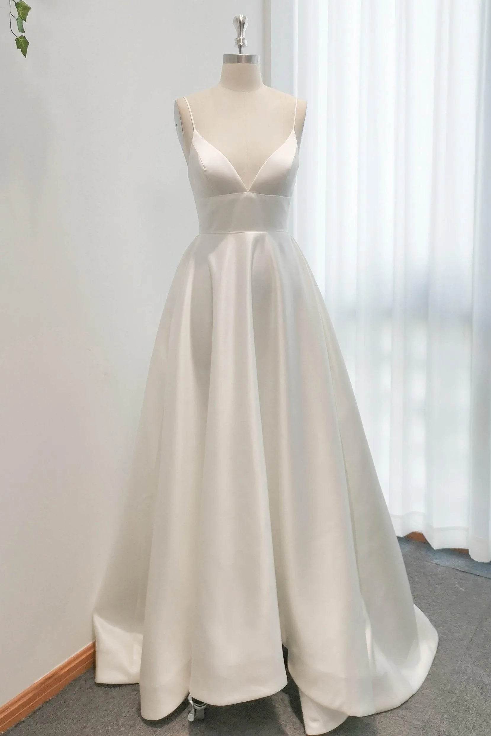 A-Line V-Neck Sweep-Brush Train Satin Wedding Dress COCOMELODY CW3112 A-Line V-Neck Sweep-Brush Train Satin Wedding Dress COCOMELODY CW3112