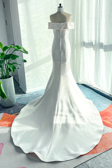 Trumpet-Mermaid Court Train Mikado Wedding Dress CW3125
