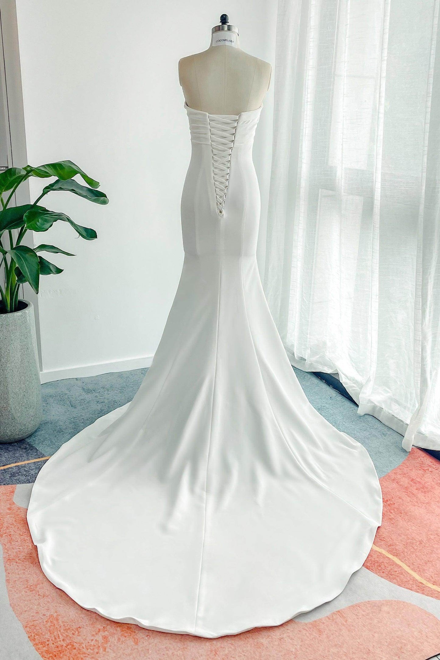 Trumpet-Mermaid Court Train Stretch Satin Wedding Dress CW3132 - COCOMELODY