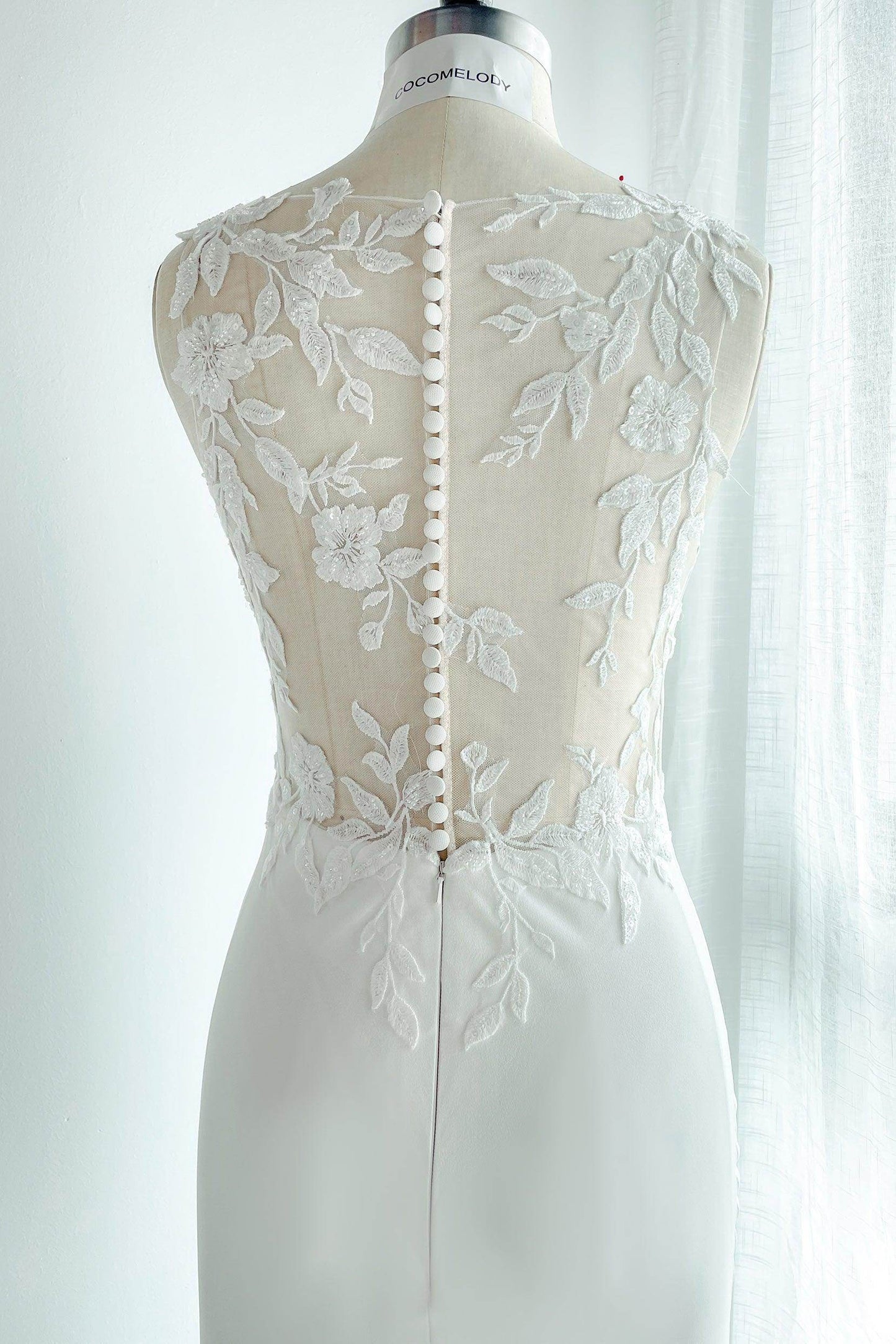 Trumpet-Mermaid Court Train Lace Stretch Satin Wedding Dress CW3138 - COCOMELODY