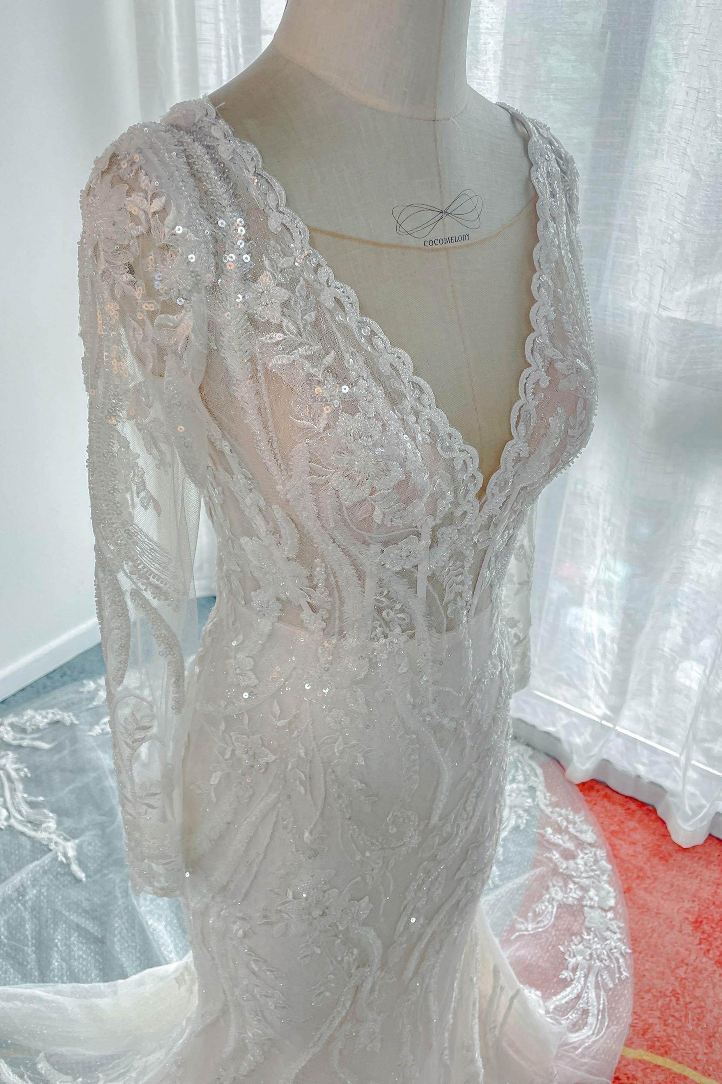 Trumpet-Mermaid Chapel Train Lace Tulle Wedding Dress CW3141 - COCOMELODY