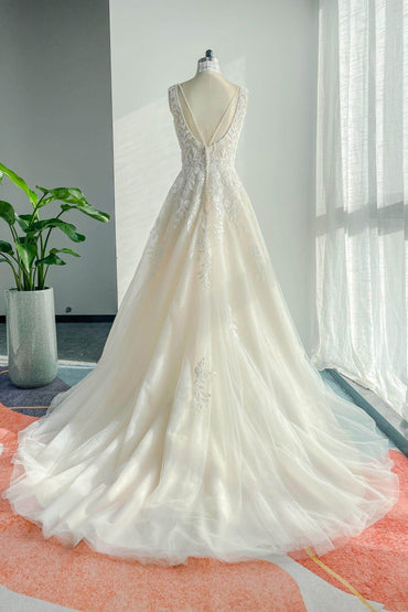 A-Line Court Train Lace Tulle Wedding Dress CW3153CR - COCOMELODY