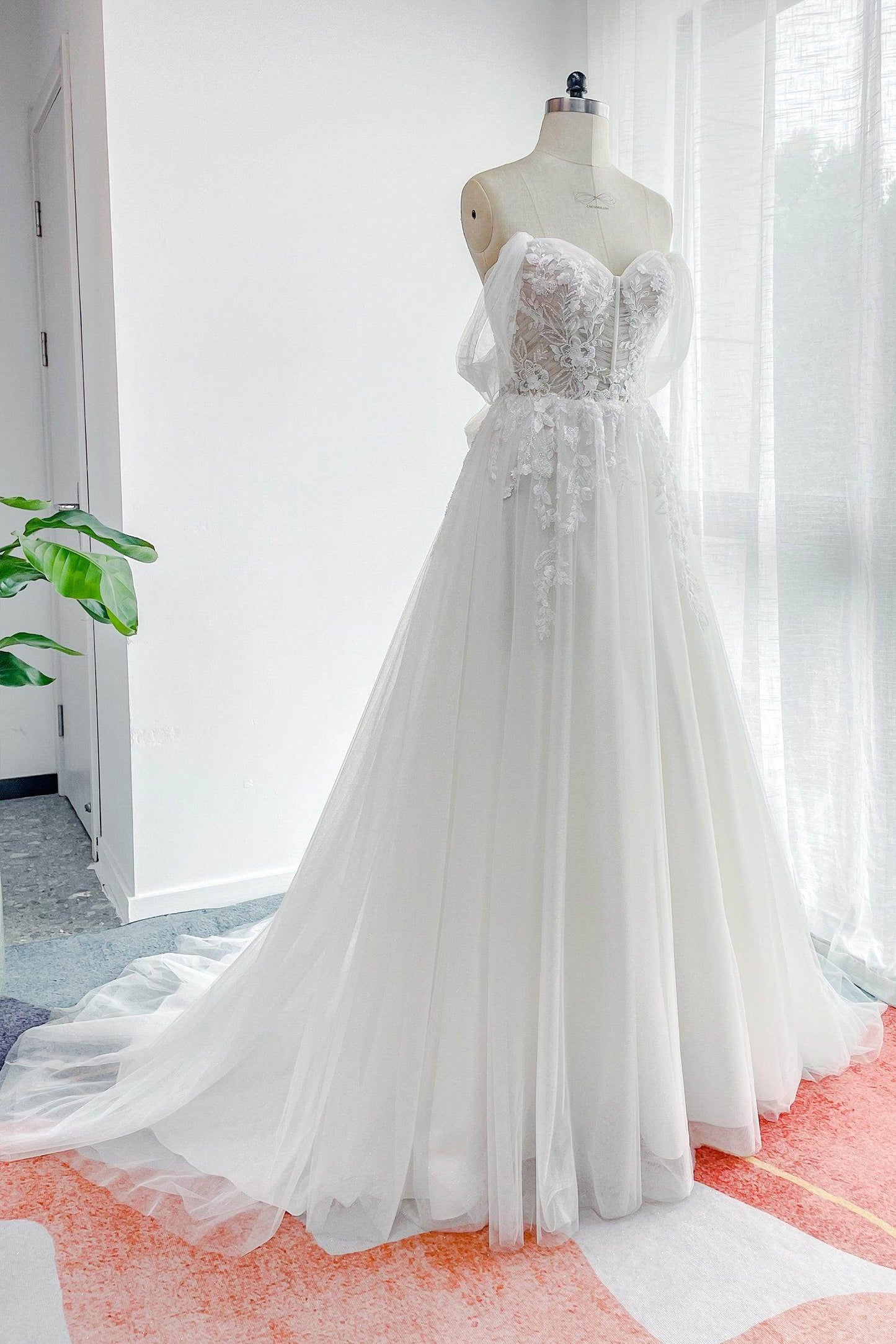 A-Line Court Train Lace Tulle Wedding Dress CW3155 - COCOMELODY
