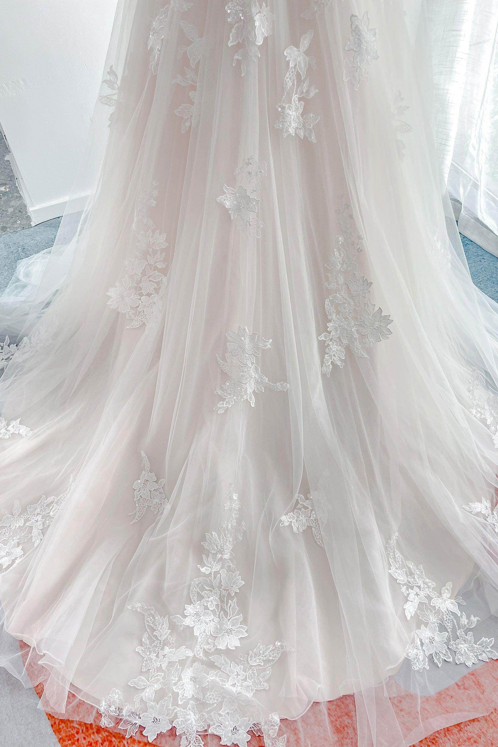 A-Line Court Train Lace Tulle Wedding Dress CW3156 - COCOMELODY