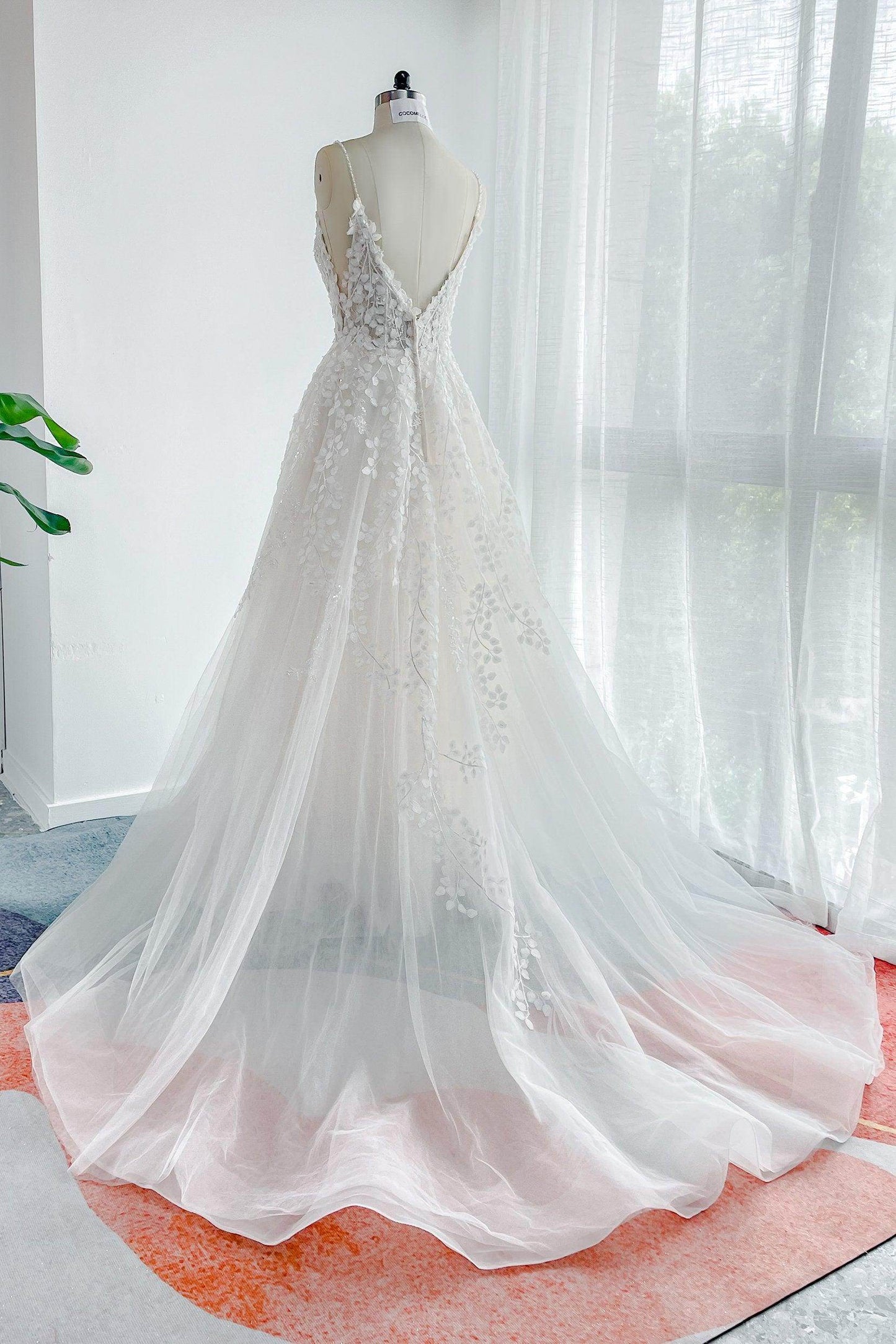 A-Line Court Train Lace Tulle Wedding Dress CW3157 - COCOMELODY