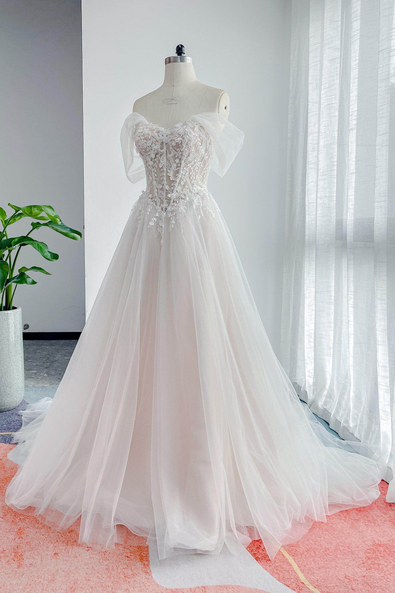 A-Line Court Train Lace Tulle Wedding Dress CW3158 - COCOMELODY