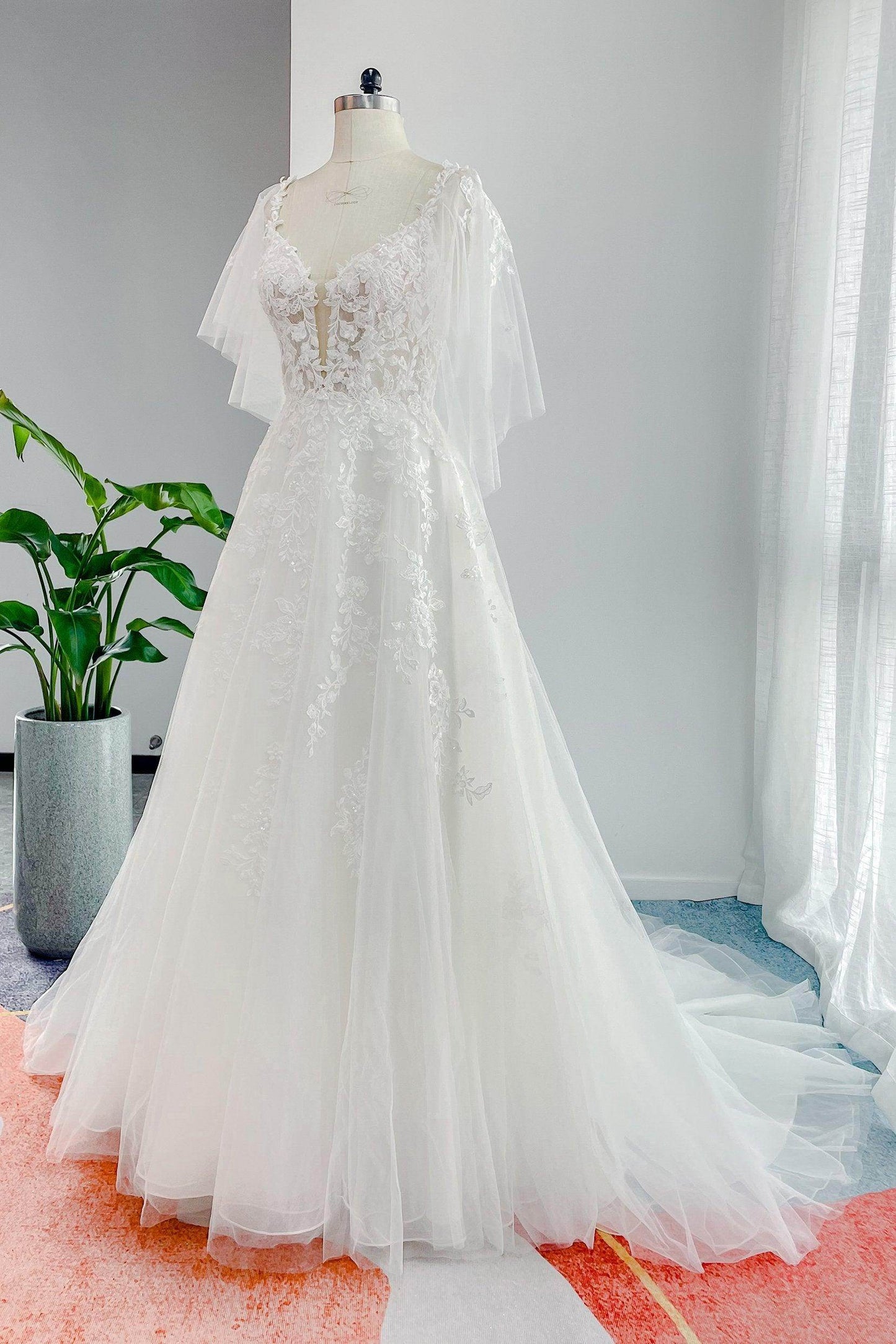 A-Line Court Train Lace Tulle Wedding Dress CW3160 - COCOMELODY
