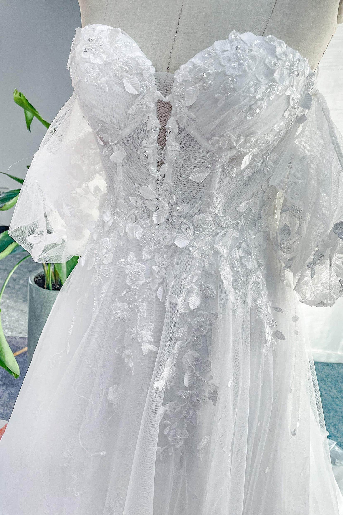 A-Line Court Train Lace Tulle Wedding Dress CW3161 - COCOMELODY