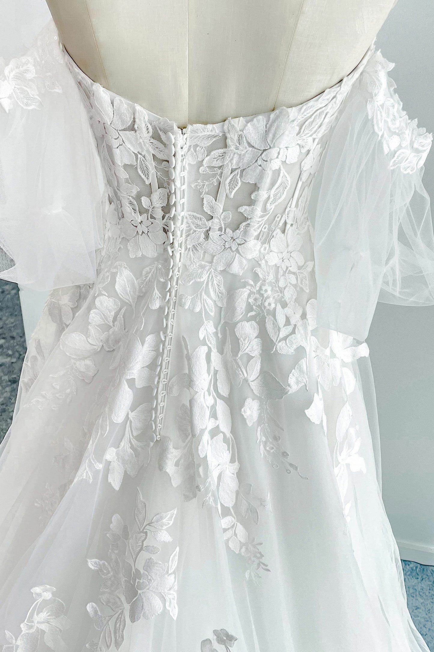 A-Line Court Train Lace Tulle Wedding Dress CW3162 - COCOMELODY