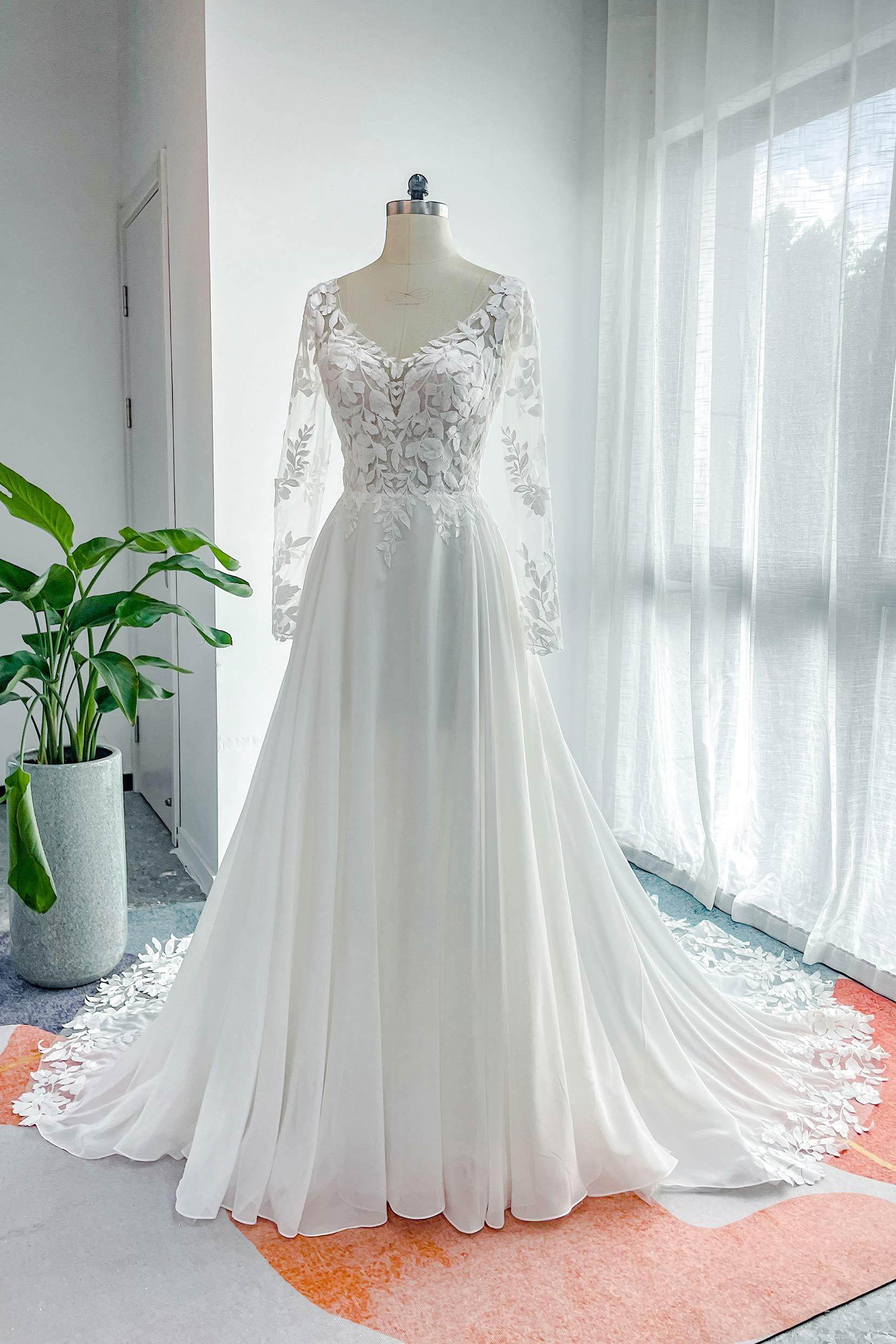 A-Line Court Train Lace Chiffon Wedding Dress CW3163 - COCOMELODY