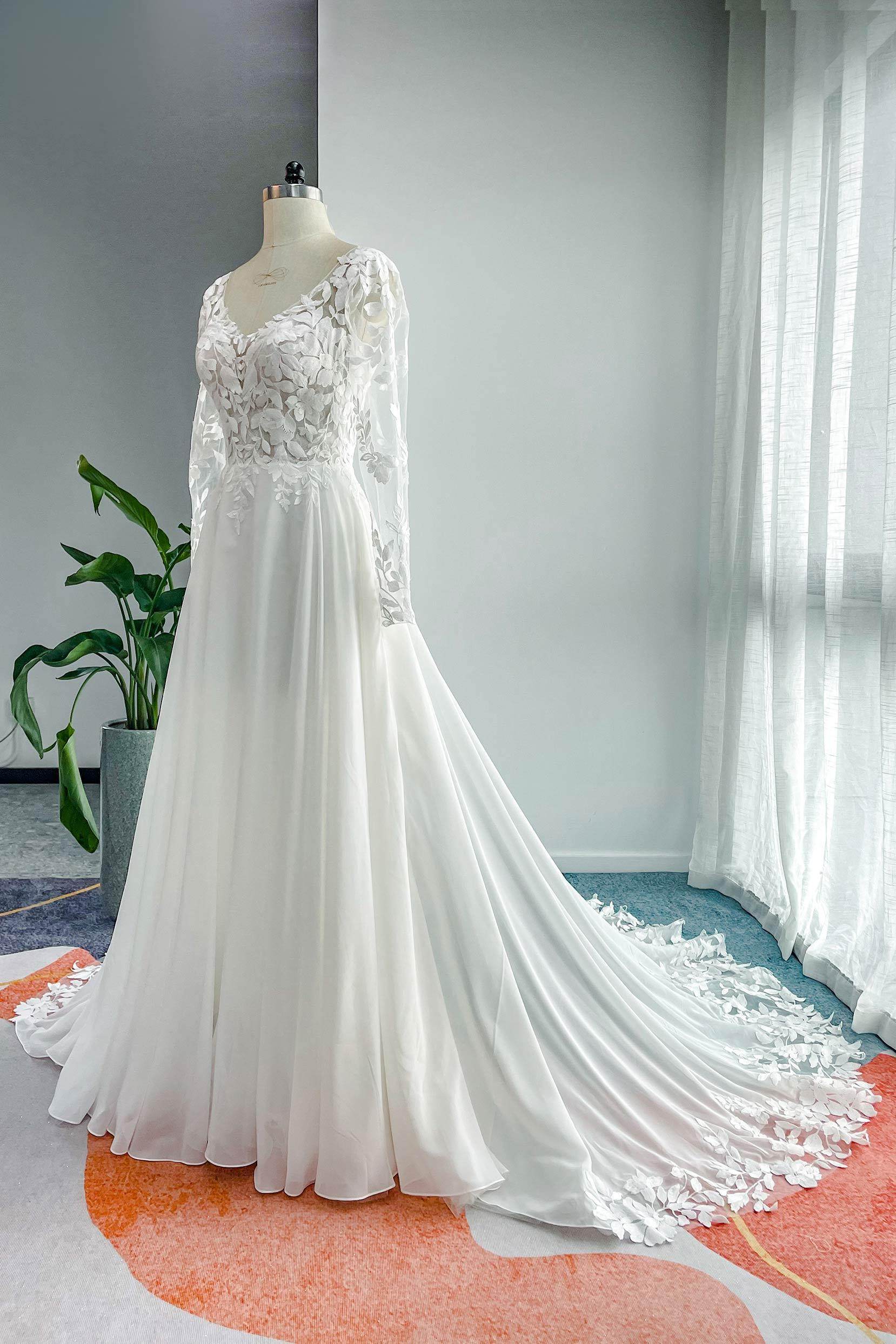 A-Line Court Train Lace Chiffon Wedding Dress CW3163 - COCOMELODY