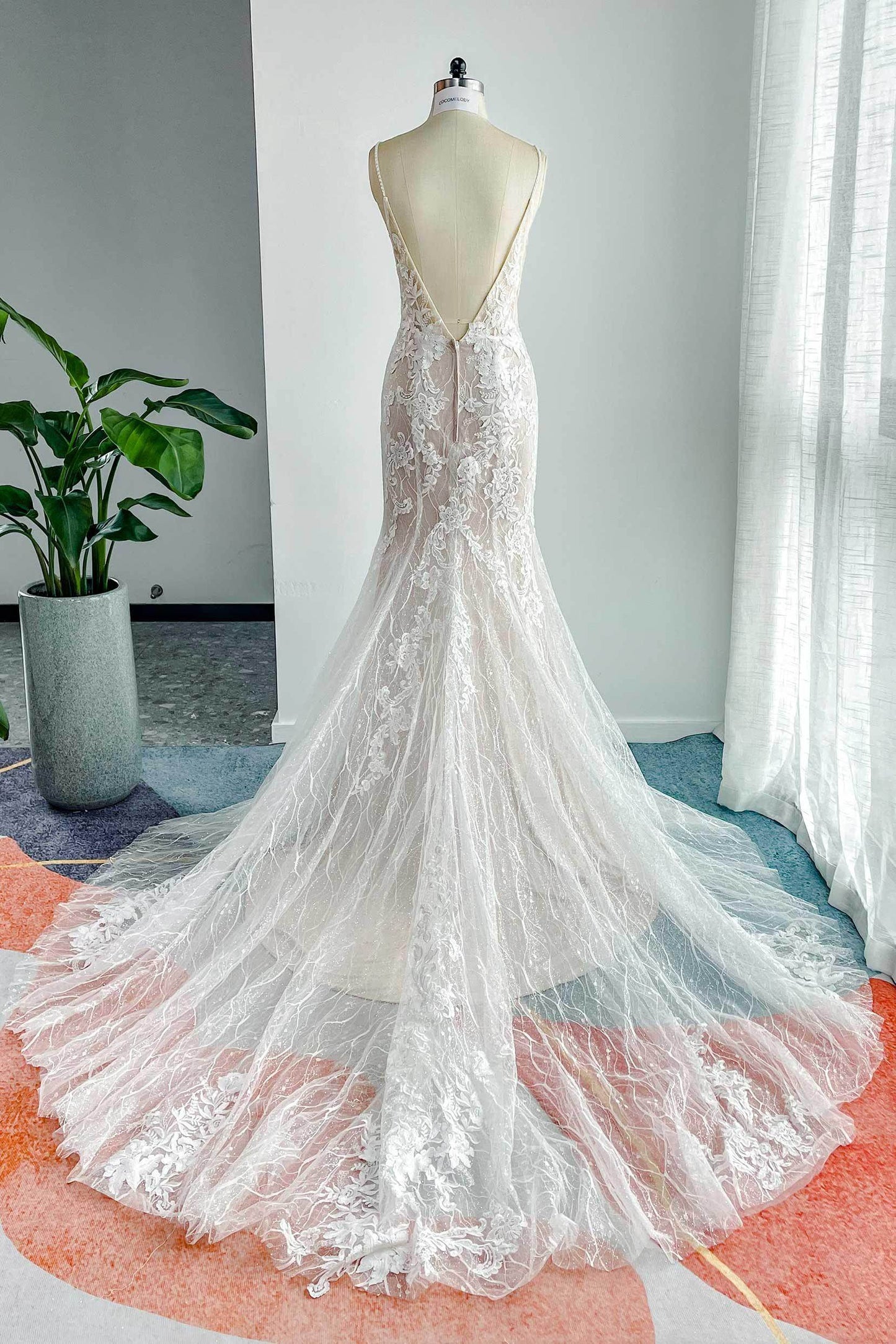 Trumpet-Mermaid Chapel Train Lace Tulle Wedding Dress CW3206 - COCOMELODY