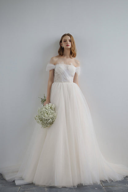 A-Line Sweep-Brush Train Lace Tulle Wedding Dress CW3220