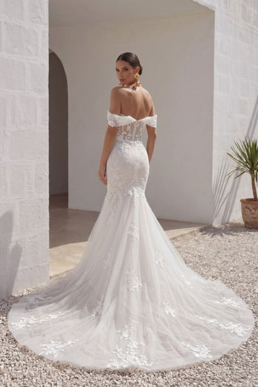 A-Line Court Train Lace Tulle Wedding Dress CW3225