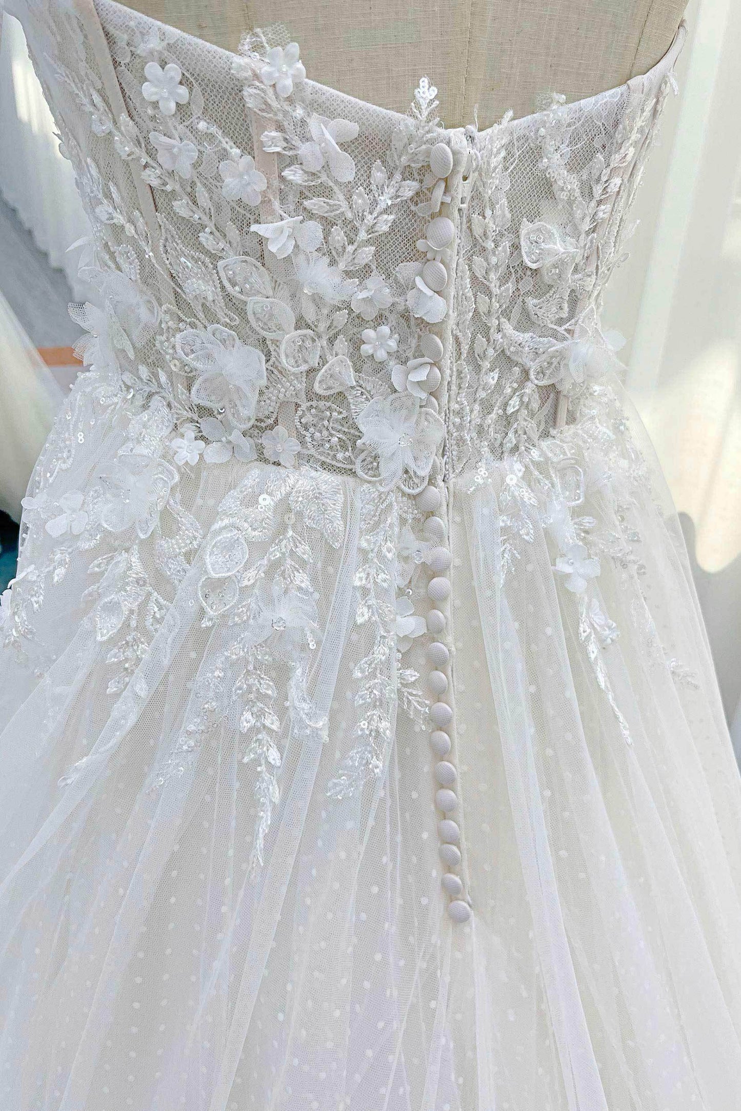 A-Line Court Train Lace Tulle Wedding Dress CW3225 - COCOMELODY
