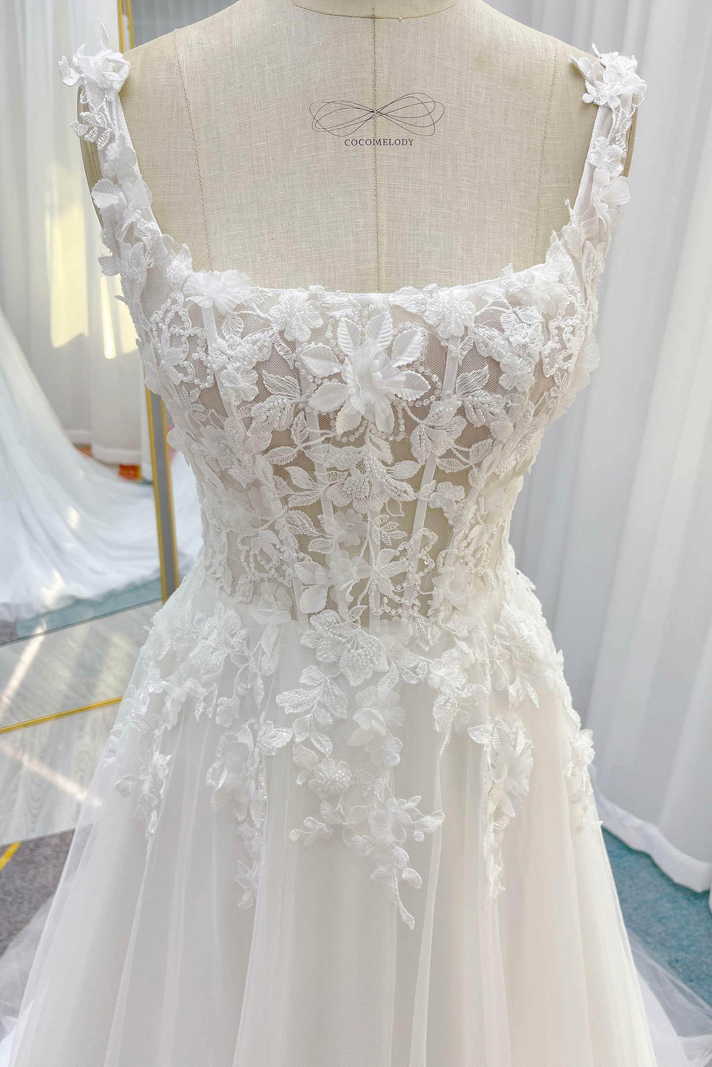 A-Line Court Train Lace Tulle Wedding Dress CW3227 - COCOMELODY