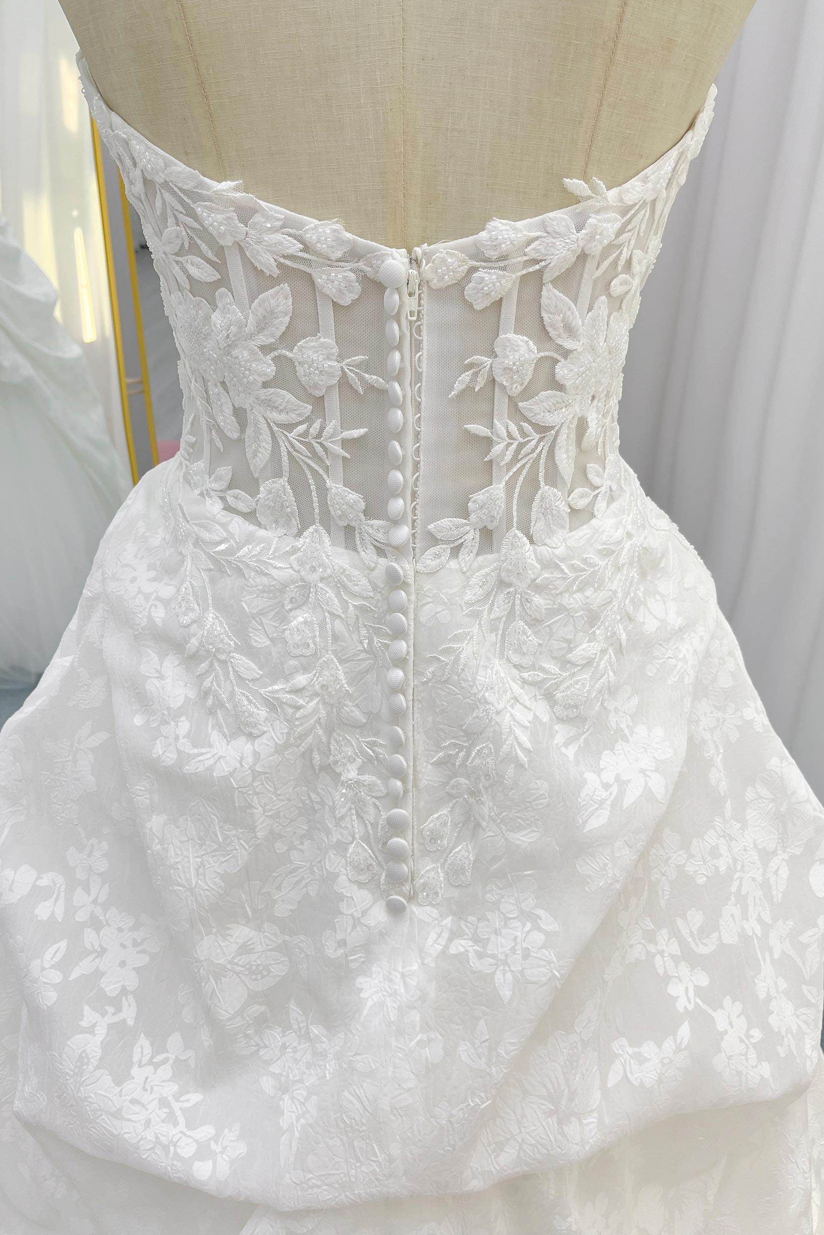 A-Line Court Train Printed Gauze Wedding Dress CW3235 - COCOMELODY