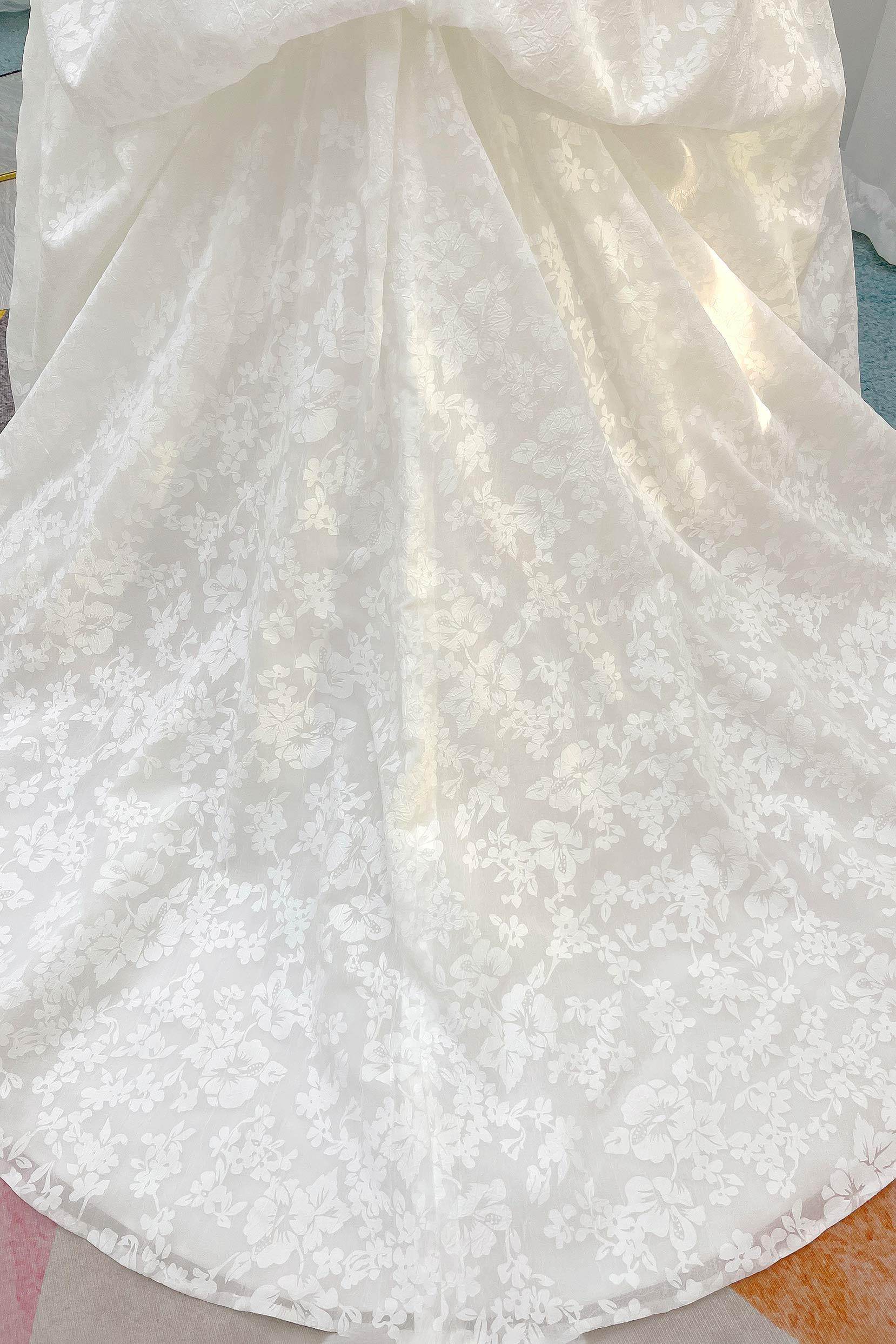 A-Line Court Train Printed Gauze Wedding Dress CW3235 - COCOMELODY