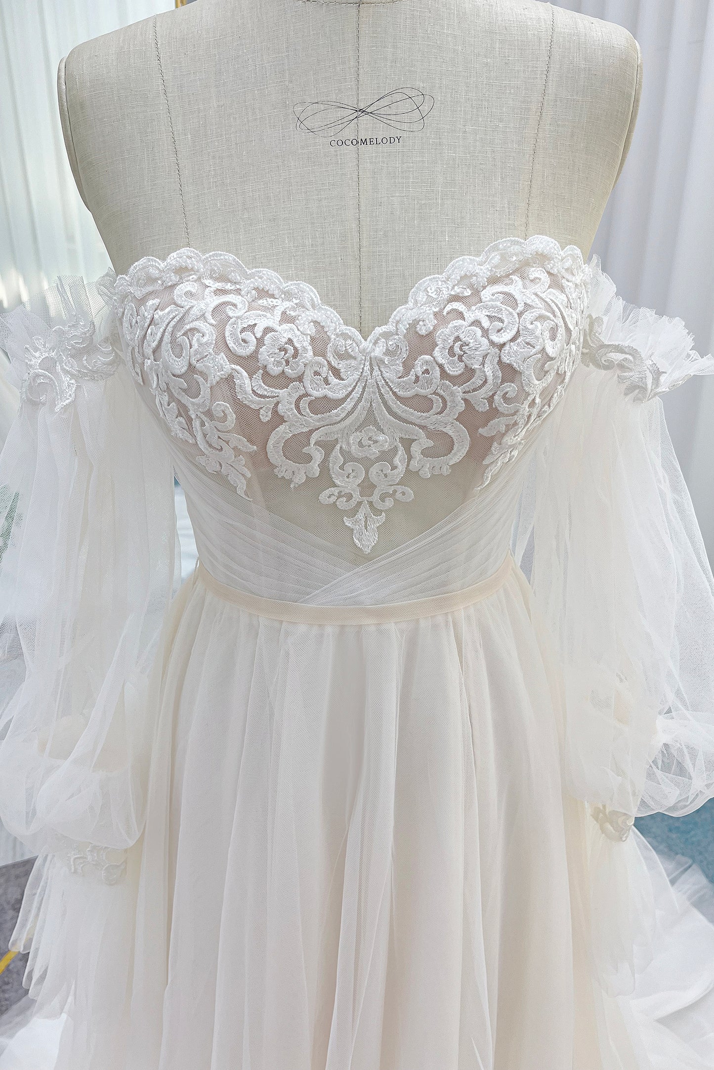 A-Line Court Train Lace Tulle Wedding Dress CW3237
