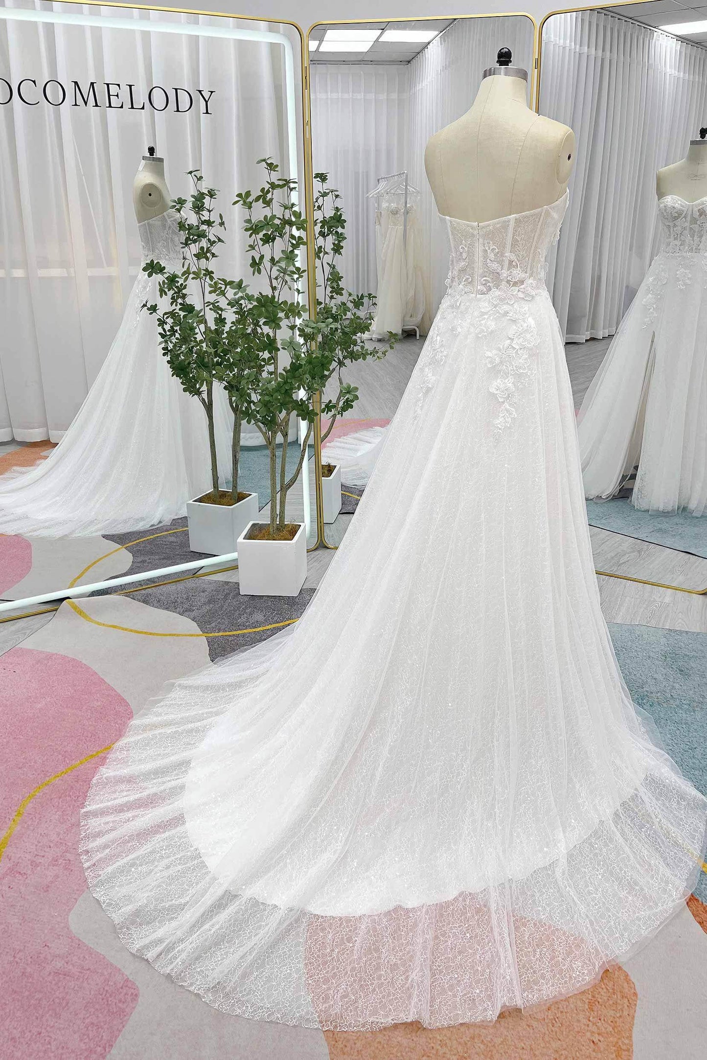A-Line Court Train Lace Tulle Wedding Dress CW3239 - COCOMELODY
