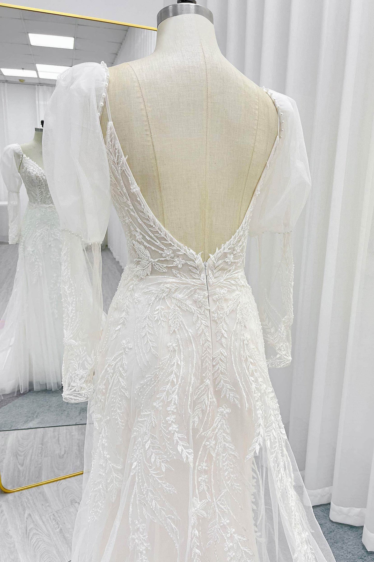 A-Line Court Train Lace Tulle Wedding Dress CW3243 - COCOMELODY