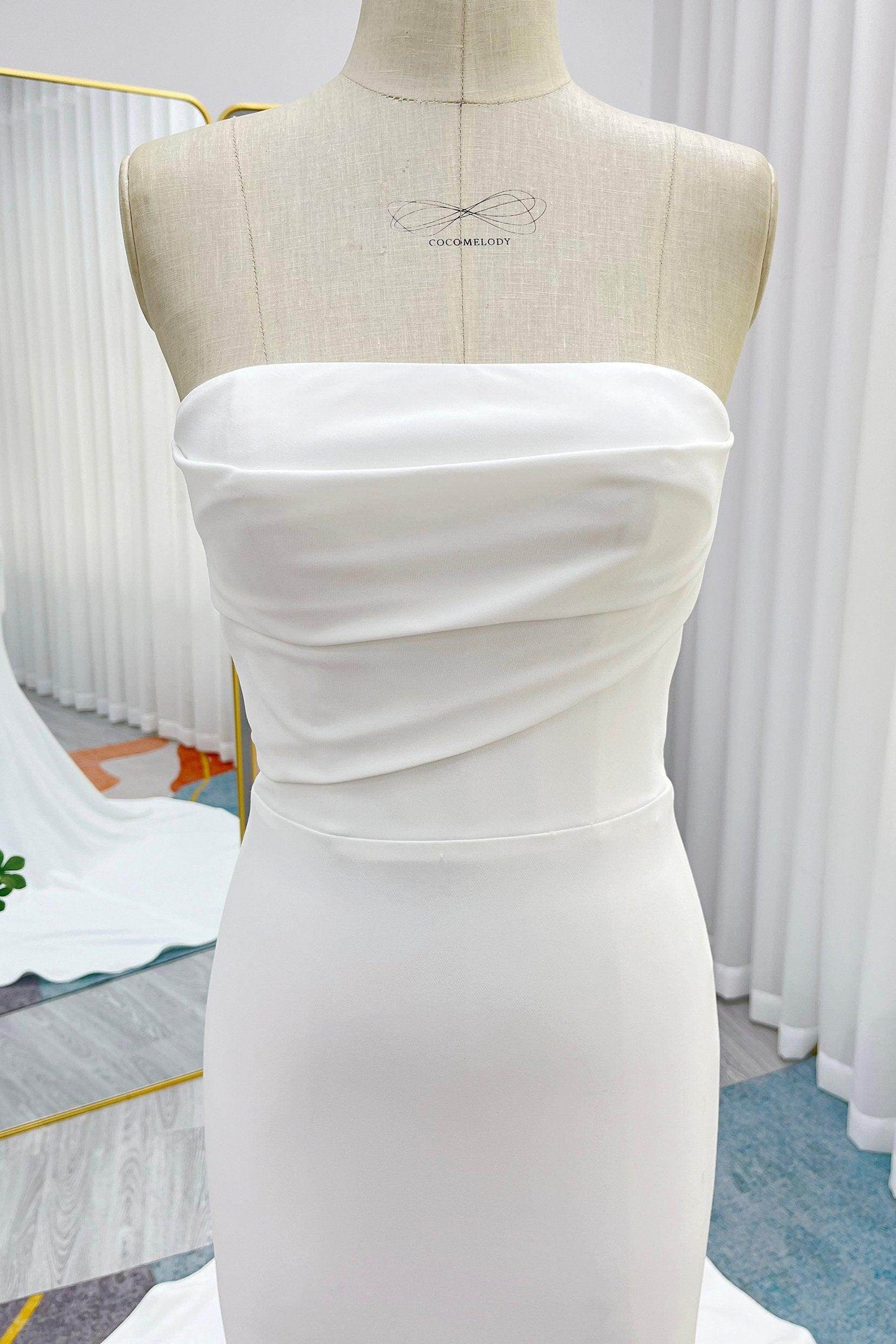 Trumpet-Mermaid Chapel Train Elastic Cloth Wedding Dress CW3246 - COCOMELODY