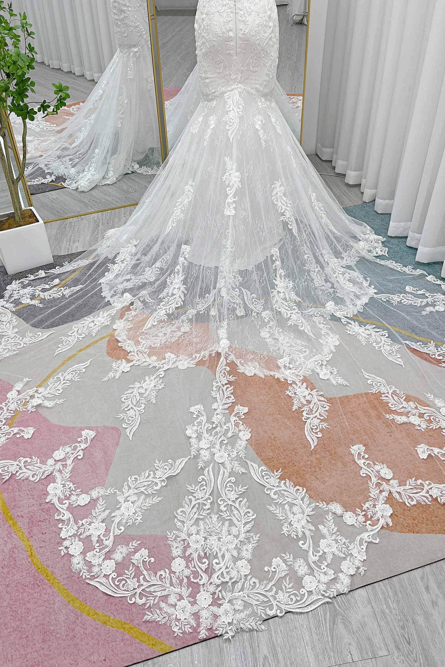Trumpet-Mermaid Cathedral Train Lace Tulle Wedding Dress CW3256 - COCOMELODY