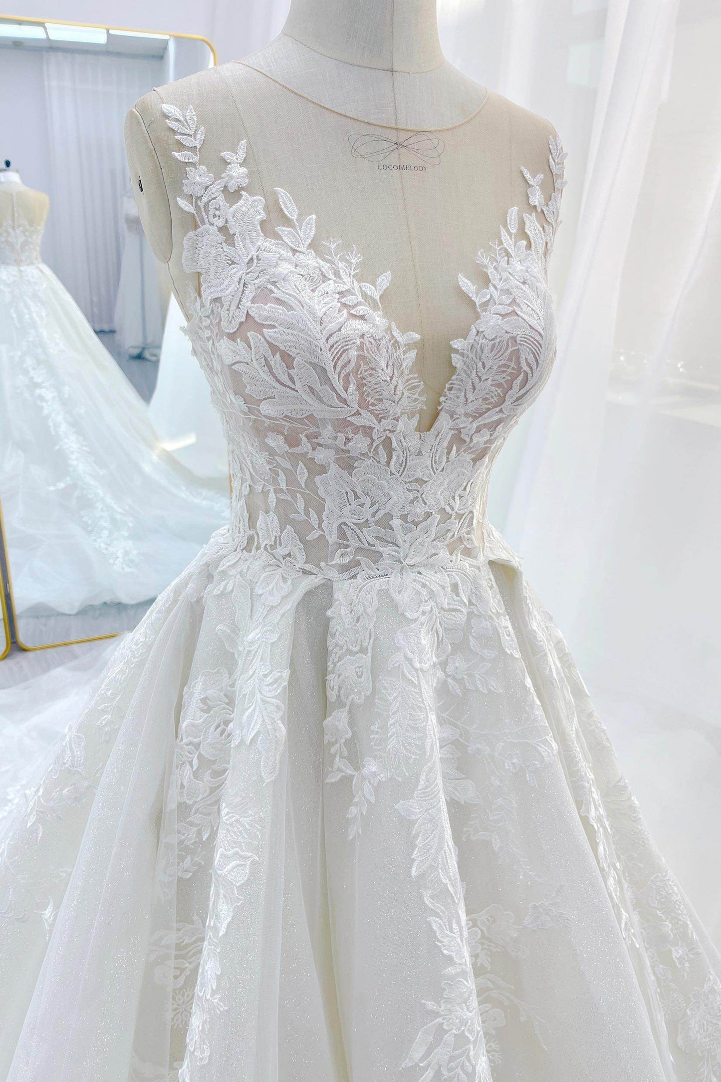 A-Line Chapel Train Lace Tulle Wedding Dress CW3260 - COCOMELODY