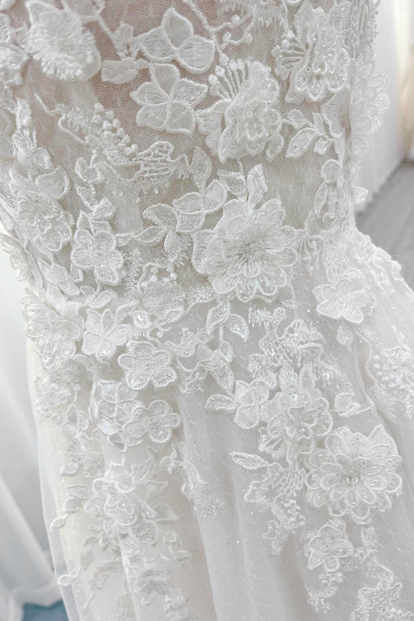 A-Line Court Train Lace Tulle Wedding Dress CW3281 - COCOMELODY