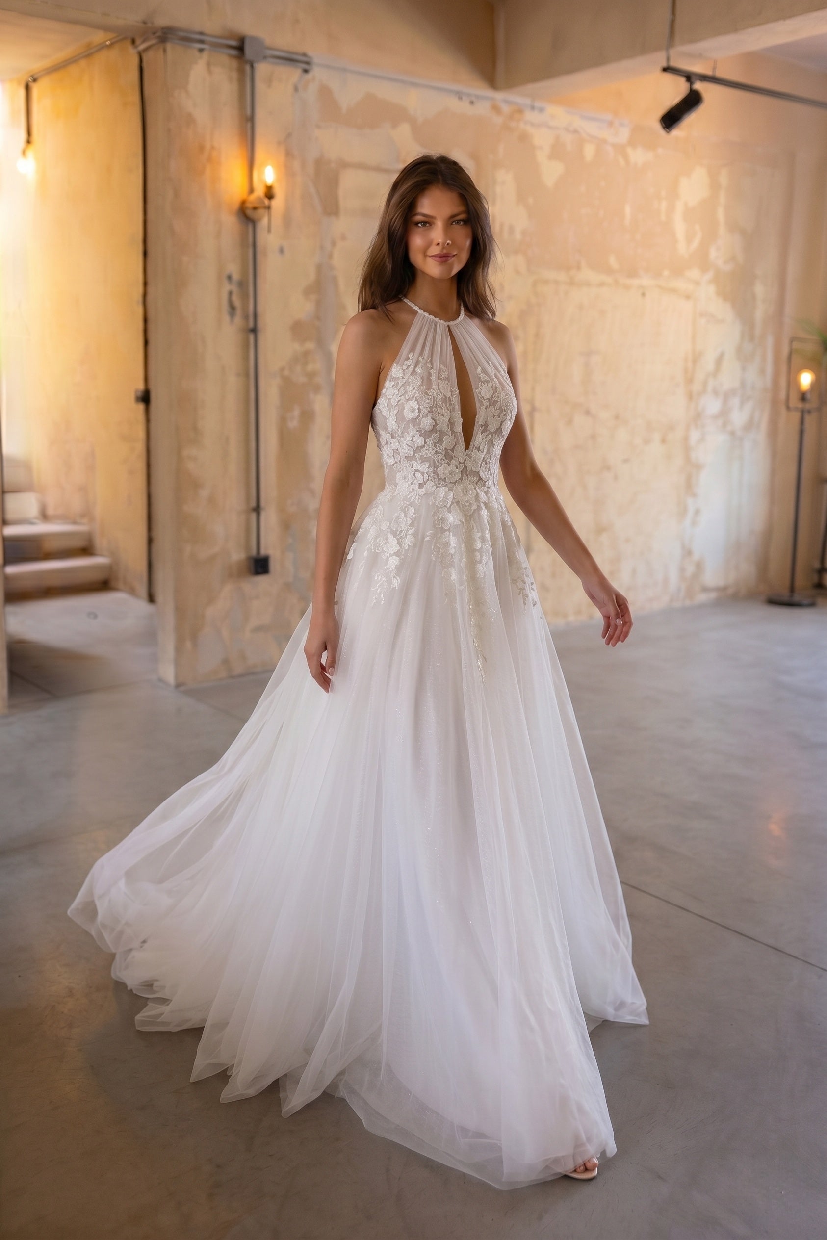 A-Line Halter Court Train Lace Tulle Sleeveless Wedding Dress