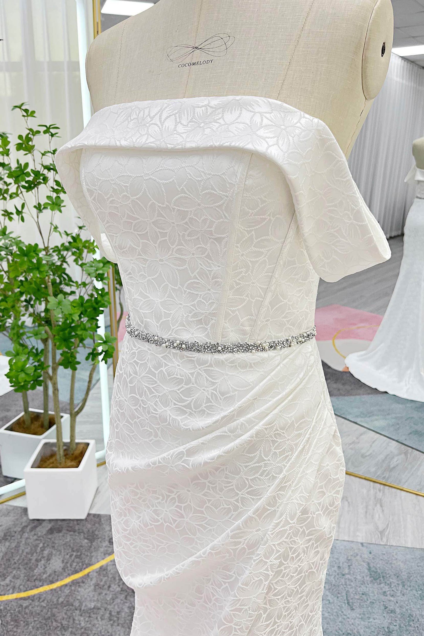 Mermaid Sweep-Brush Train Jacquard Satin Wedding Dress CW3283 - COCOMELODY