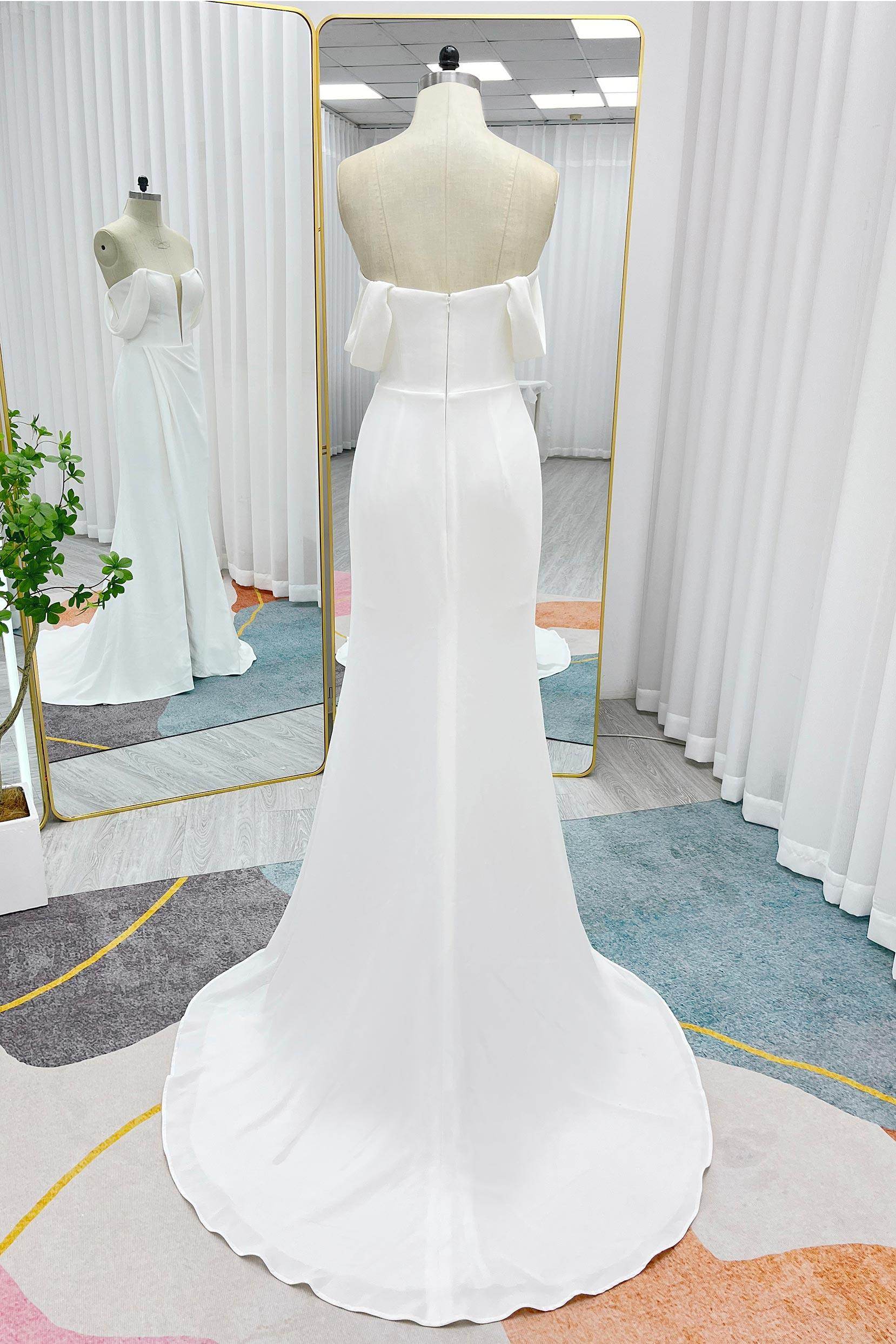 Trumpet-Mermaid Court Train Stretch Satin Wedding Dress CW3291 - COCOMELODY