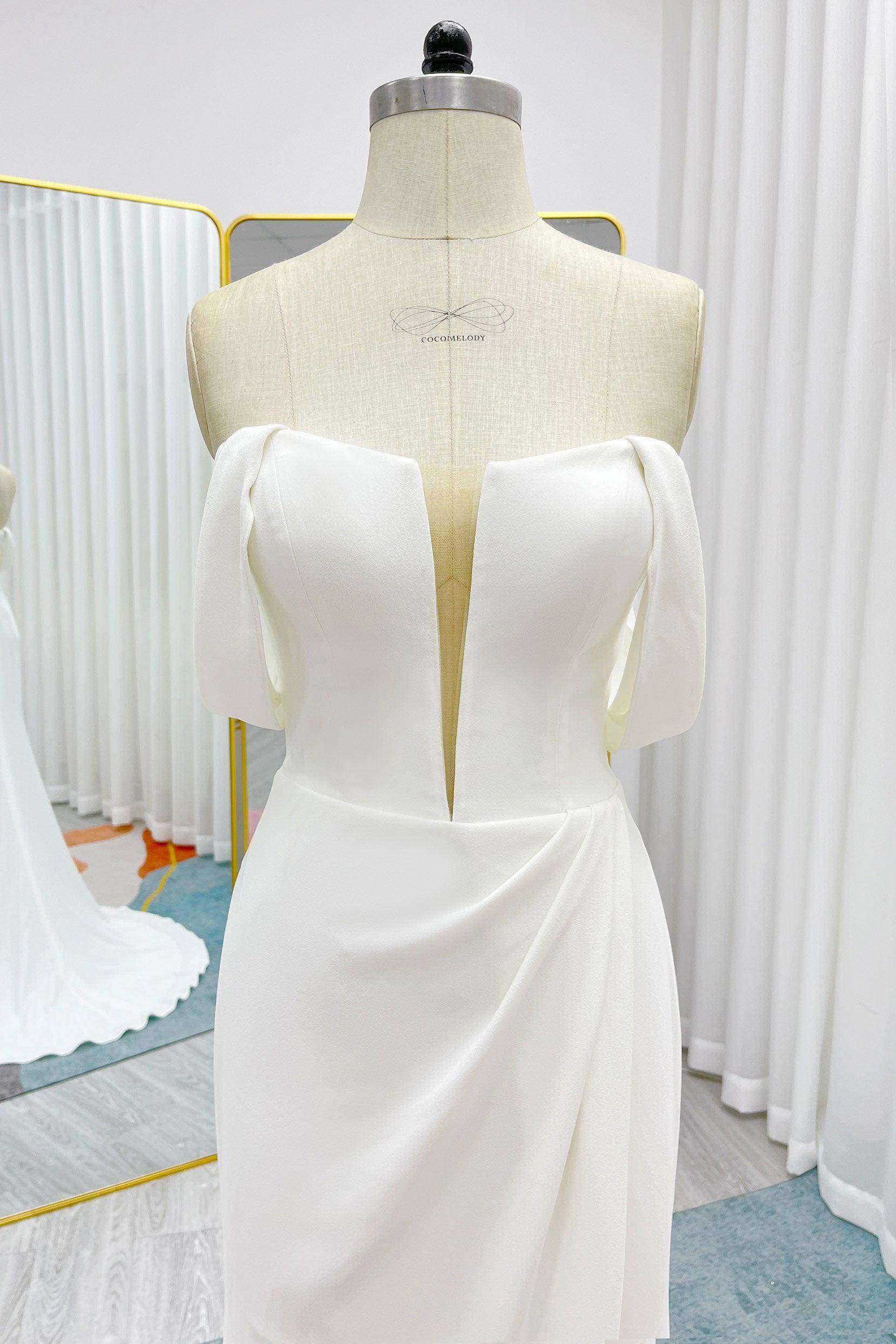 Trumpet-Mermaid Court Train Stretch Satin Wedding Dress CW3291 - COCOMELODY