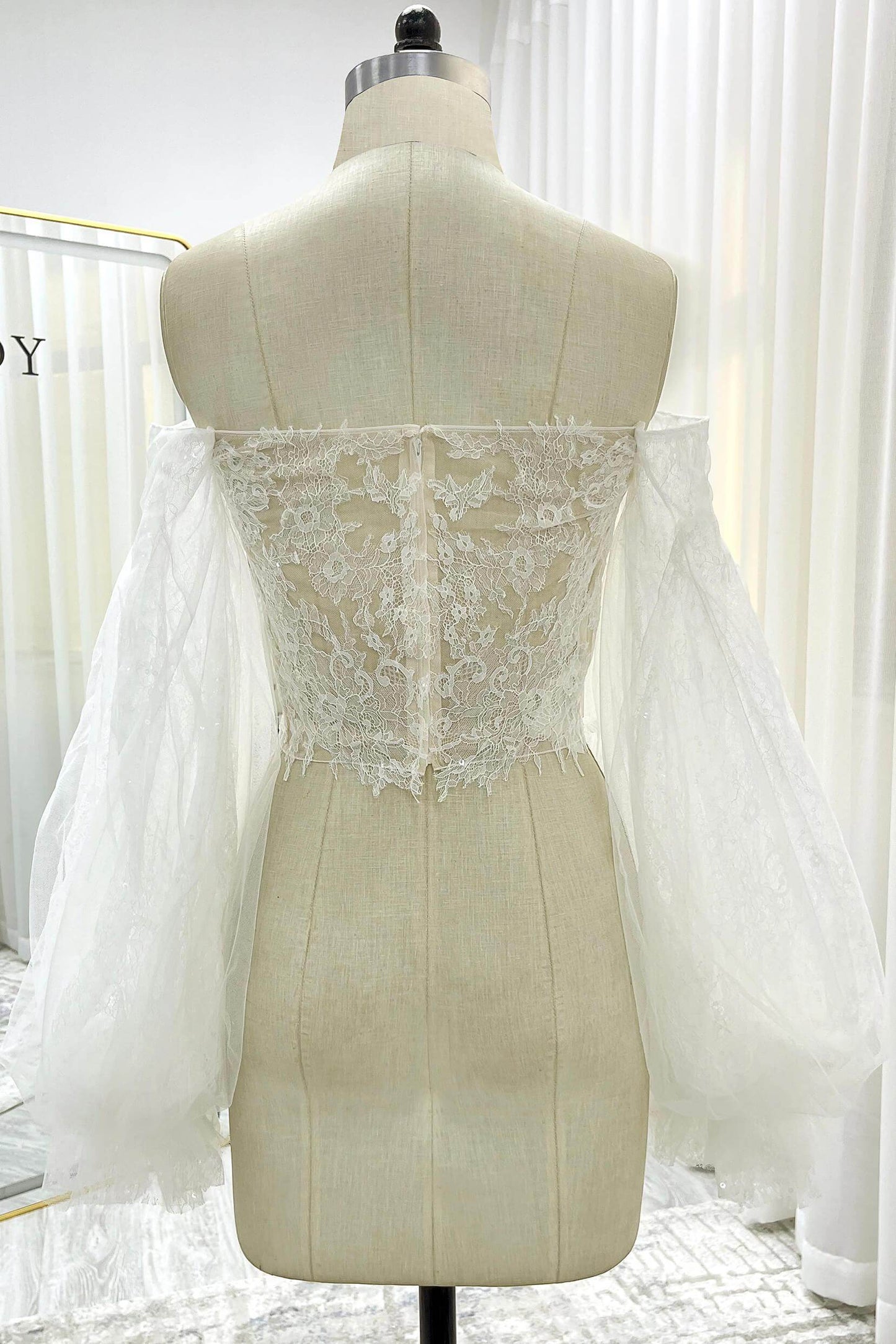 A-Line Court Train Lace Tulle Wedding Dress CW3337 - COCOMELODY