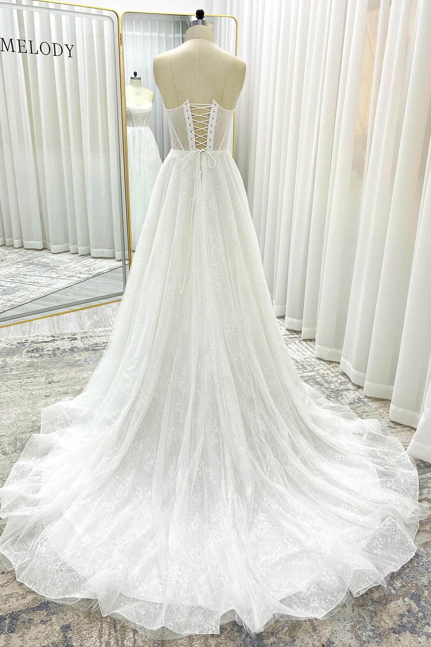 A-Line Court Train Lace Tulle Wedding Dress CW3337 - COCOMELODY