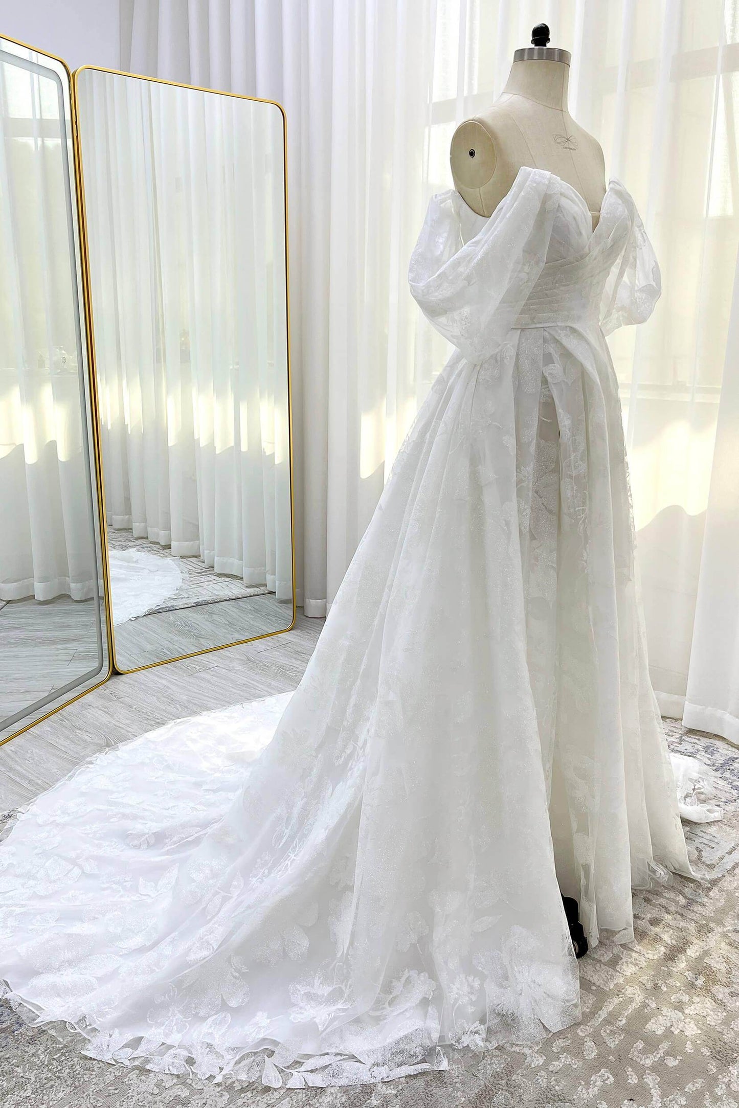 A-Line Court Train Glitter Wedding Dress CW3340 - COCOMELODY