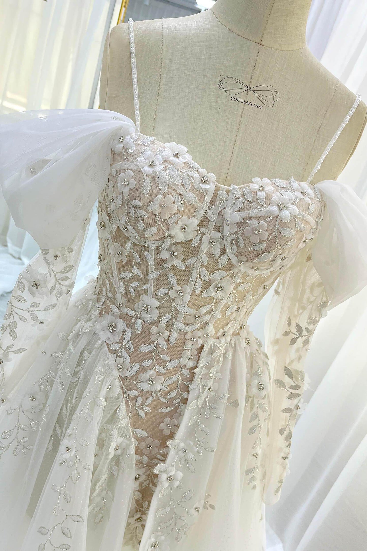 A-Line Court Train Tulle Wedding Dress CW3343 - COCOMELODY