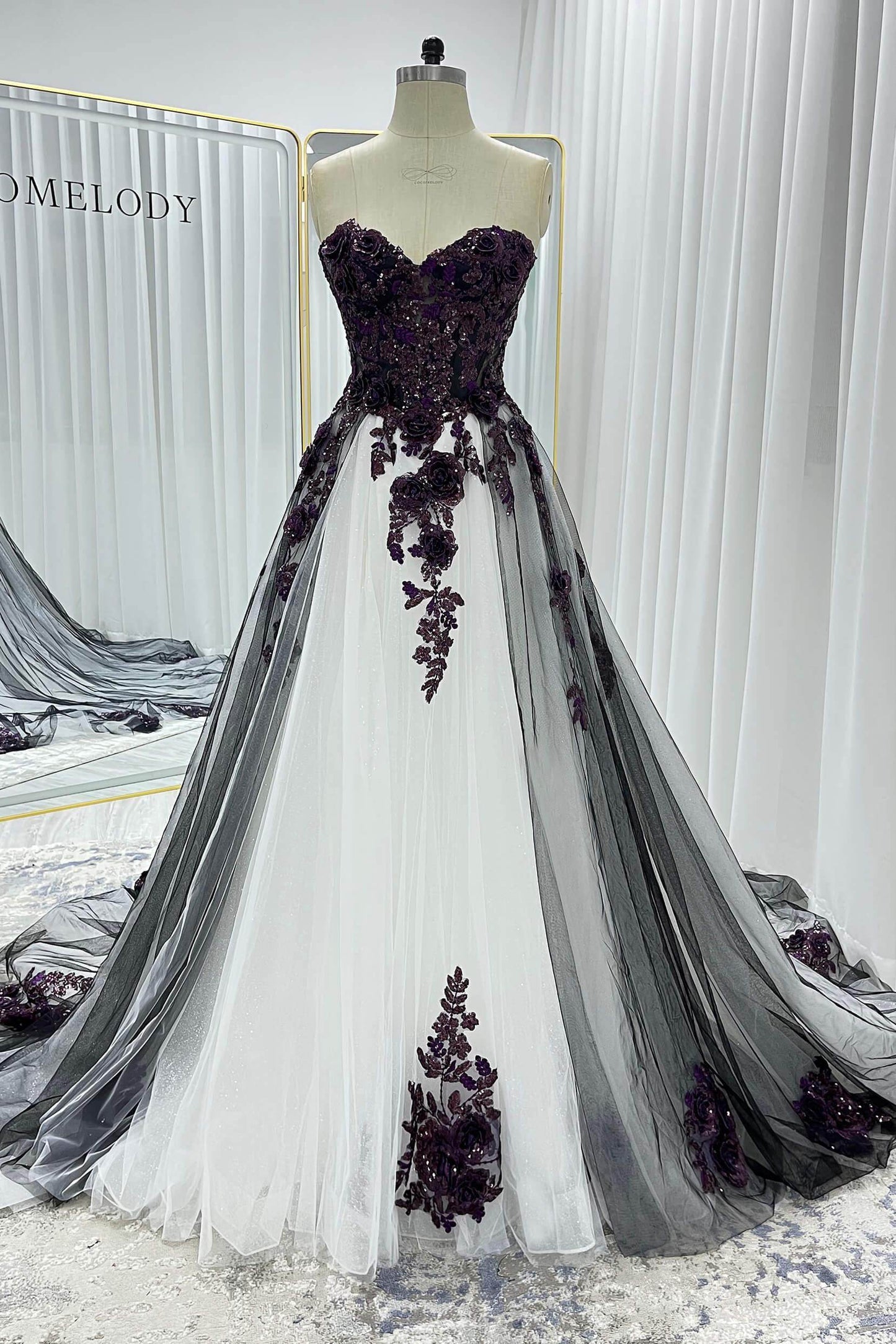 A-Line Court Train Lace Tulle Wedding Dress CW3345 - COCOMELODY