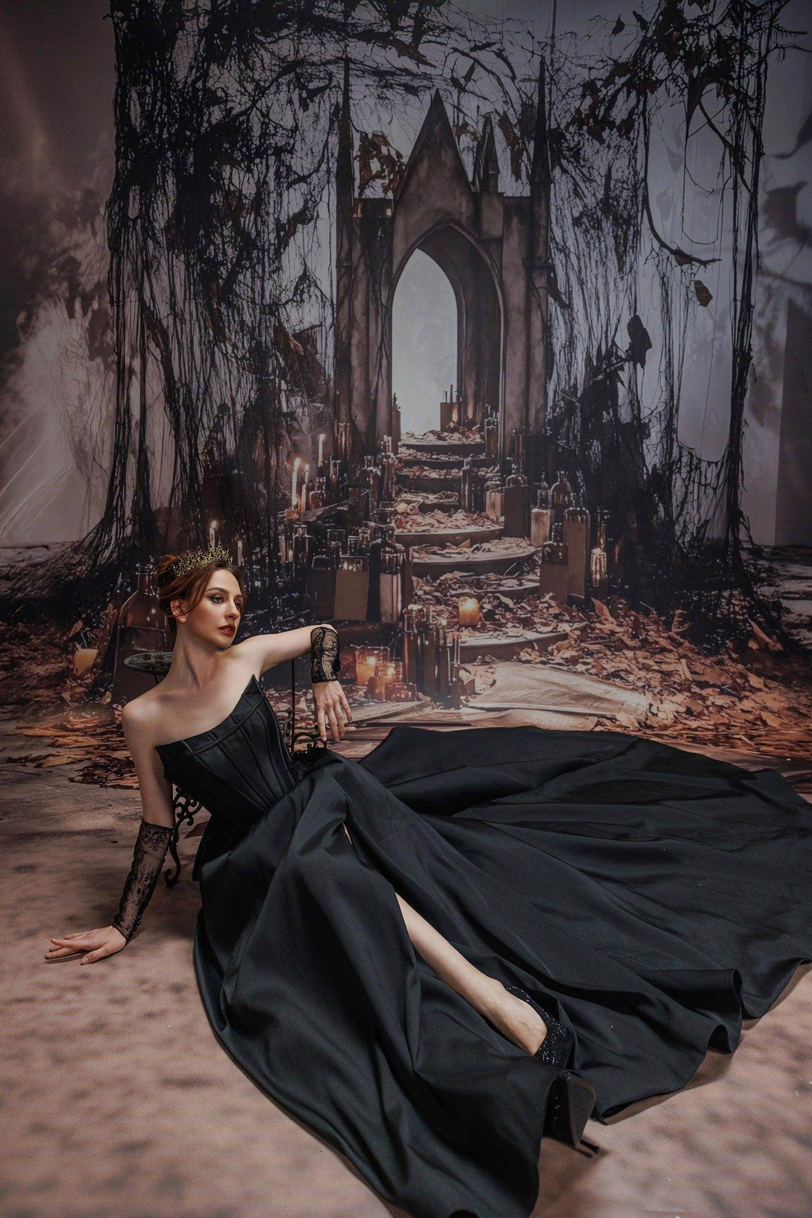 COCOMELODY A-Line Court Train Mikado Tulle Black Wedding Dresses